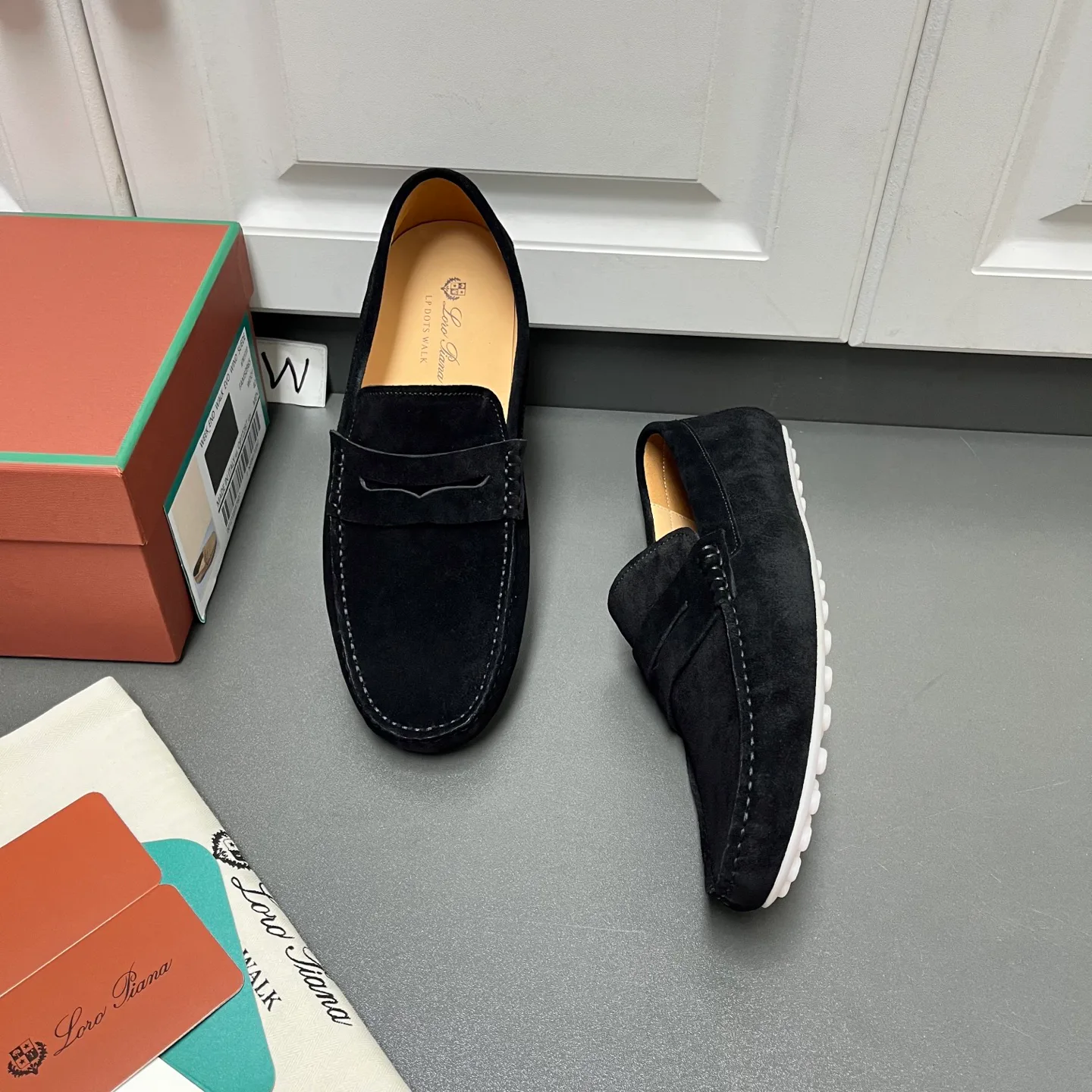 Men's Loafers And Dress Shoes LORO PIANA 17457816