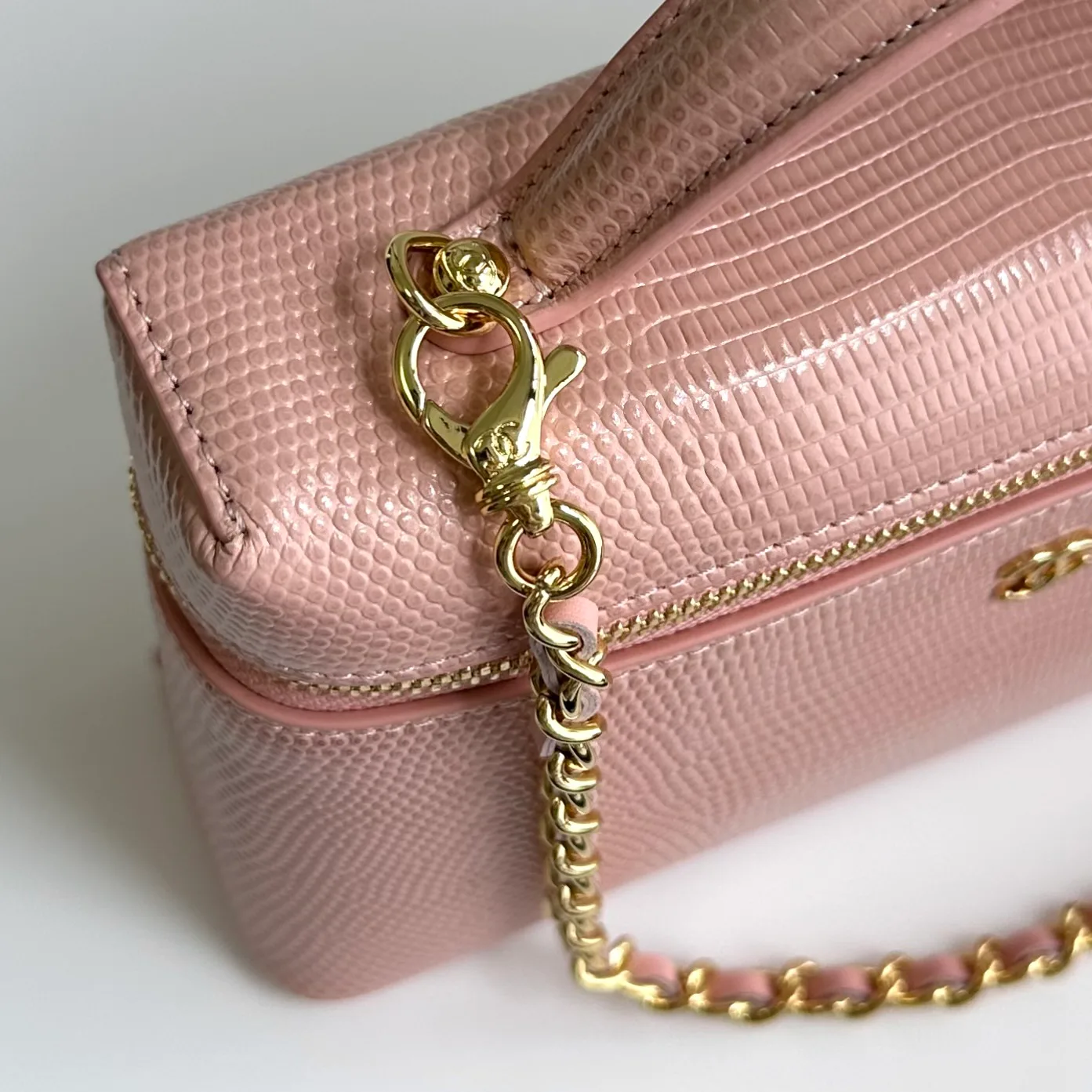 Women's Classic Handbags CHANEL 18338065