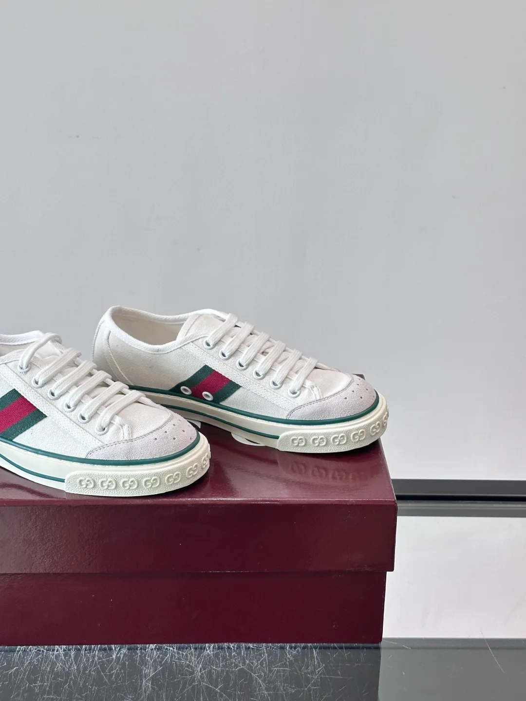 Women's Sneakers GUCCI 17941061