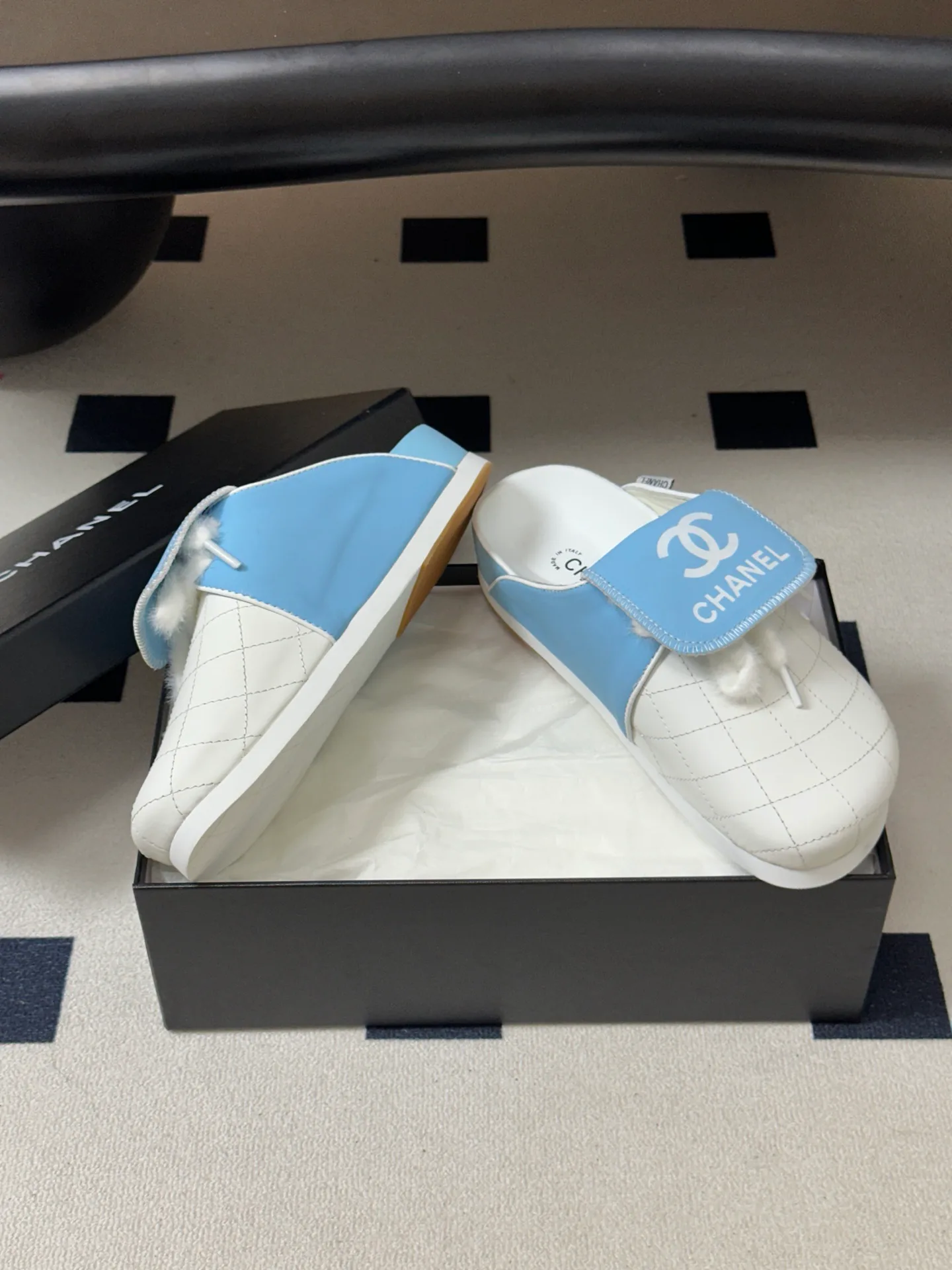 Women's Mules And Clogs CHANEL 17830302