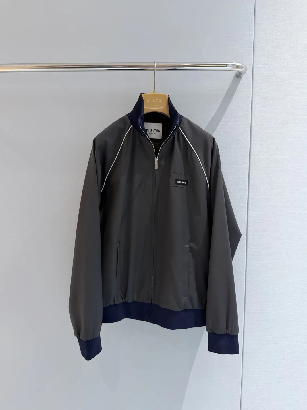 Women's Jackets And Down Jackets MIU MIU 18050310