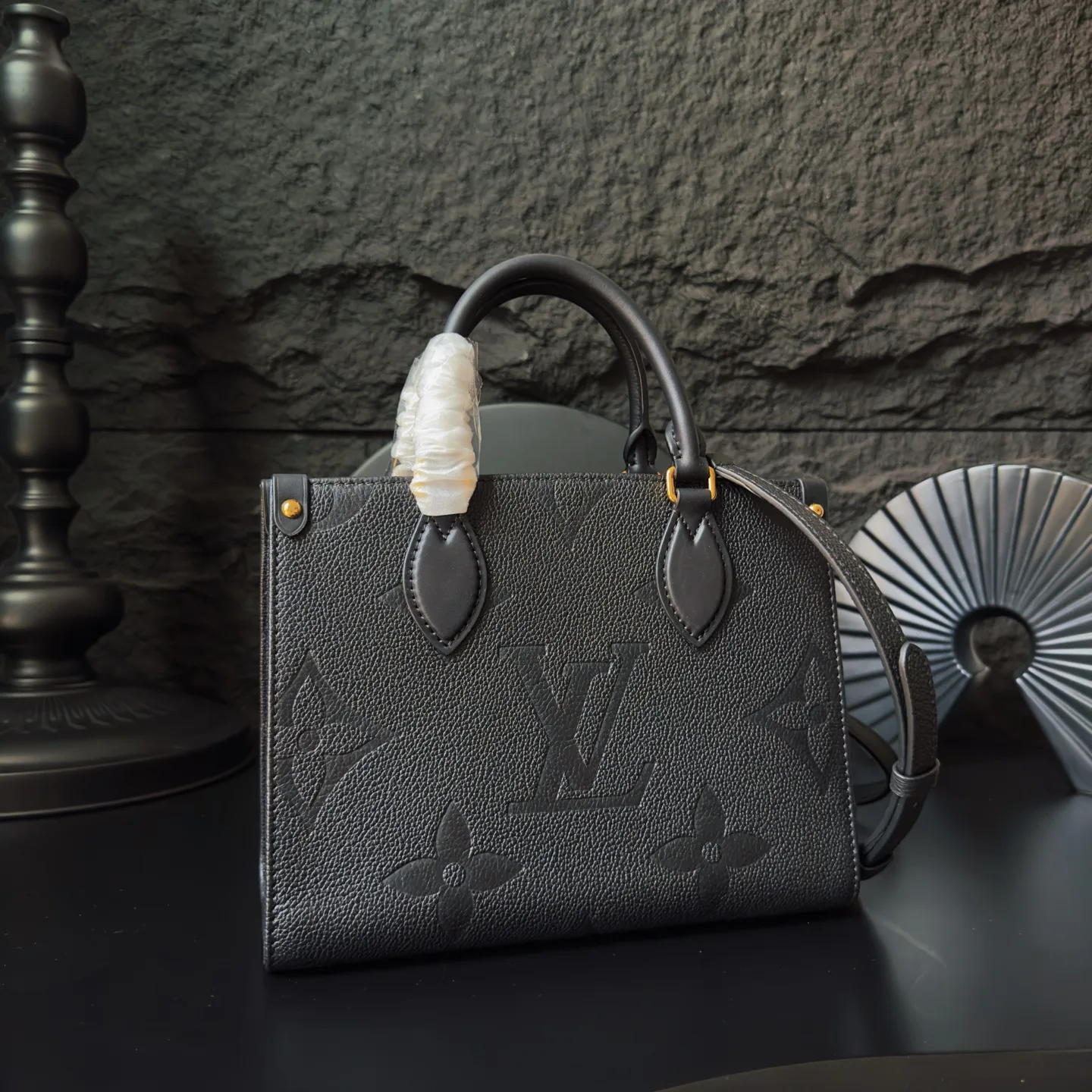 Women's Classic Handbags LOUIS VUITTON 17076918