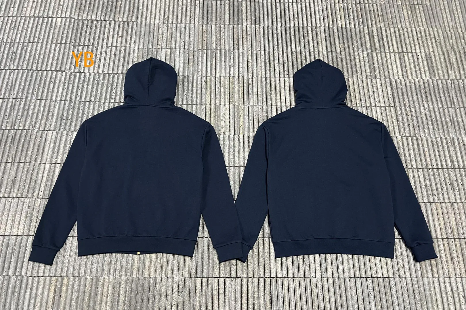 Men's Sweatshirts And Hoodies LOUIS VUITTON 17852634