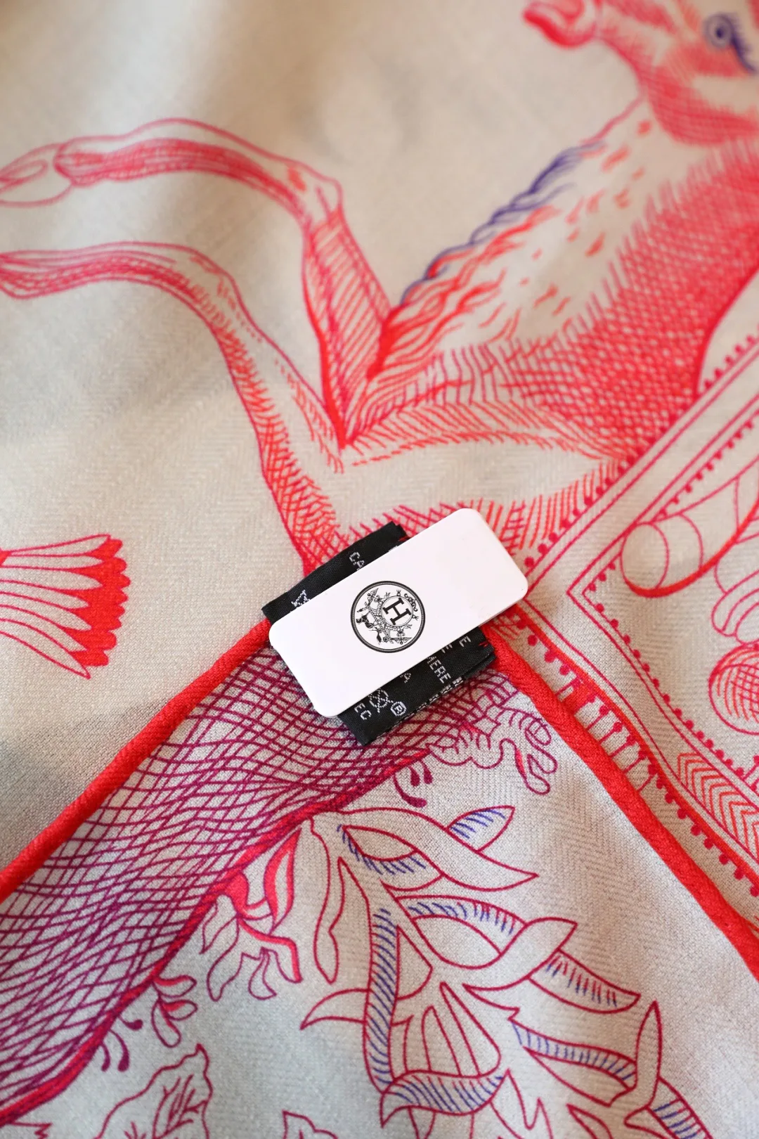 Silk Scarves HERMES 18093506