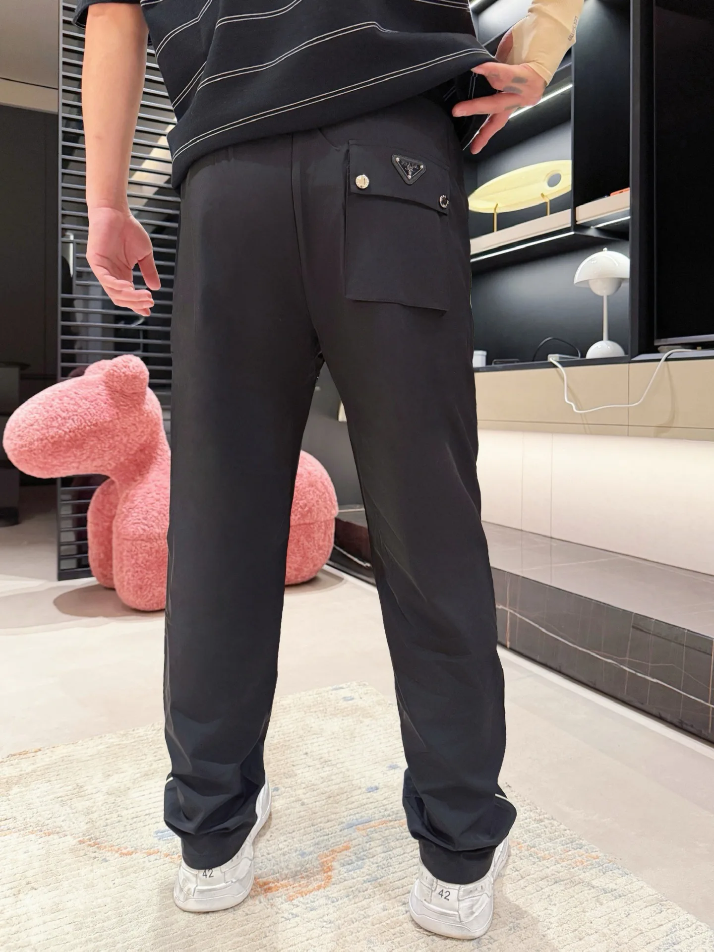 Men's Trousers PRADA 18499732