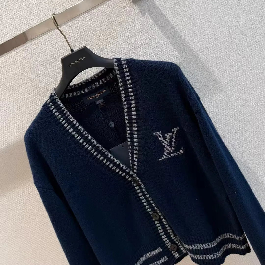 Women's Jumpers And Sweaters LOUIS VUITTON 17974130