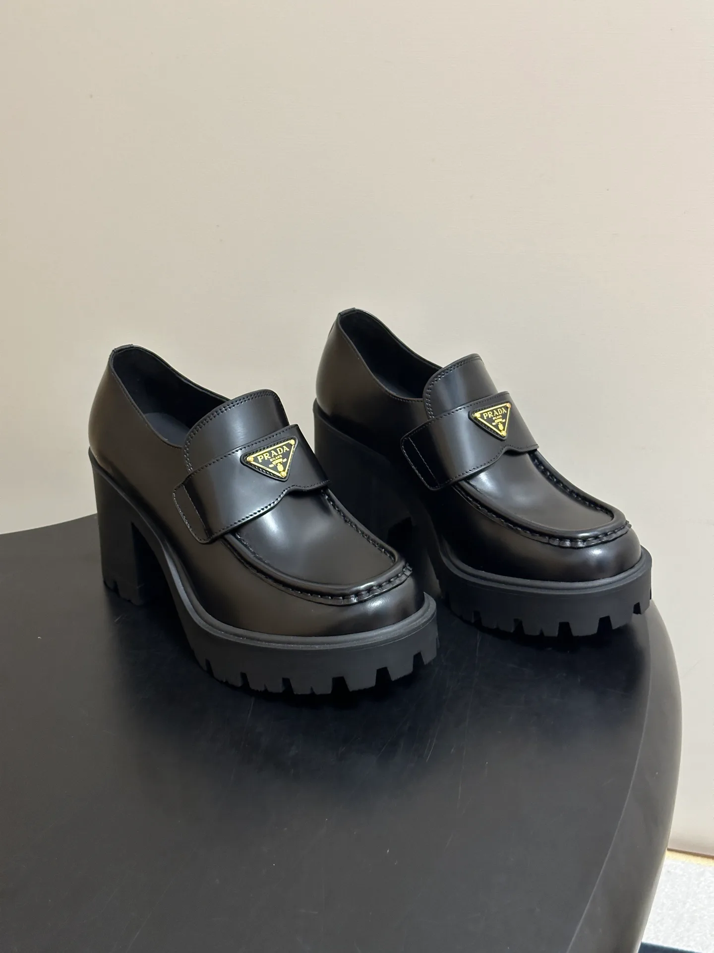 Women's Loafers And Moccasins PRADA 18520364