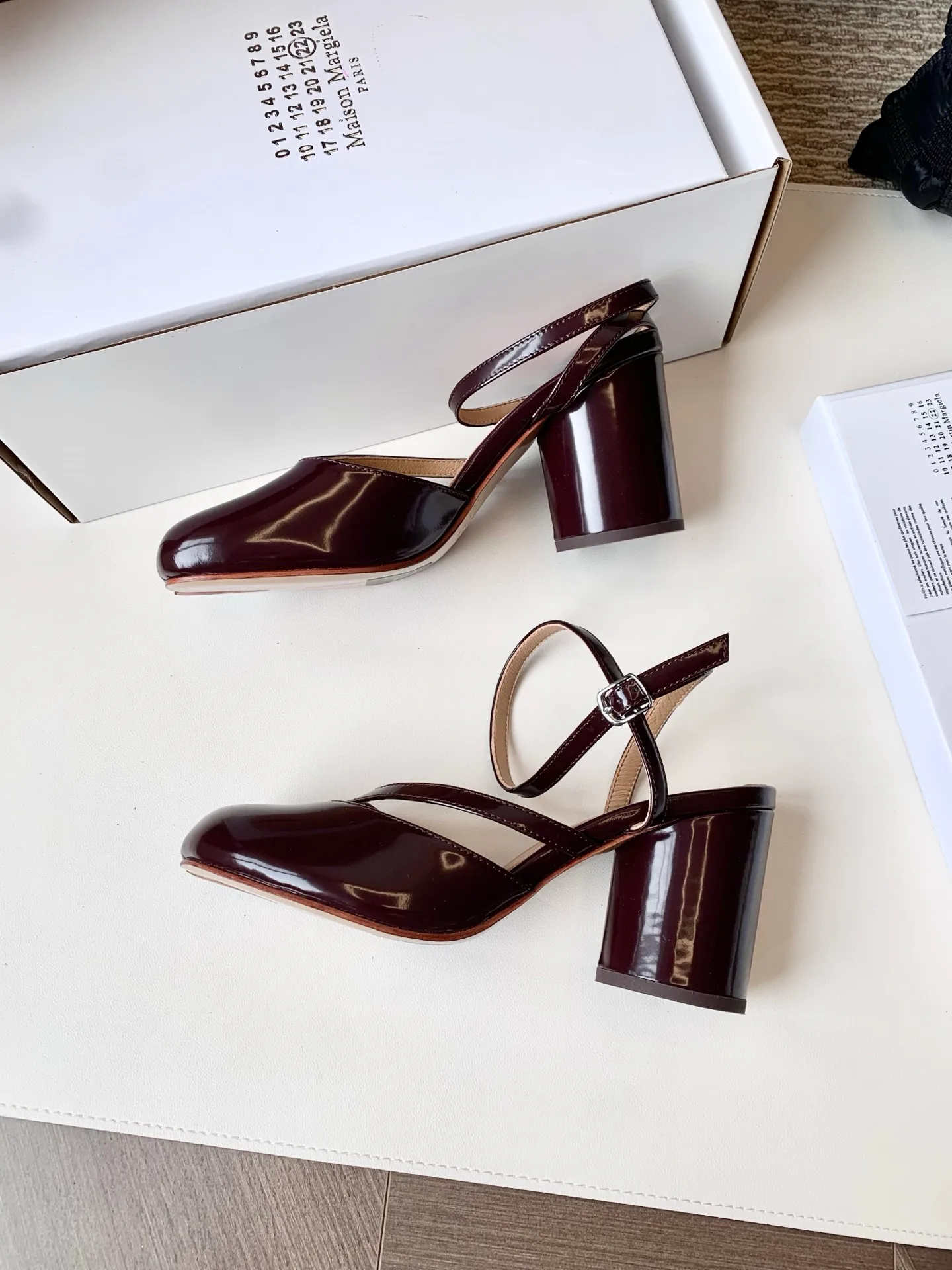 Women's Open-Toe Sandals MAISON MARGIELA 17628624