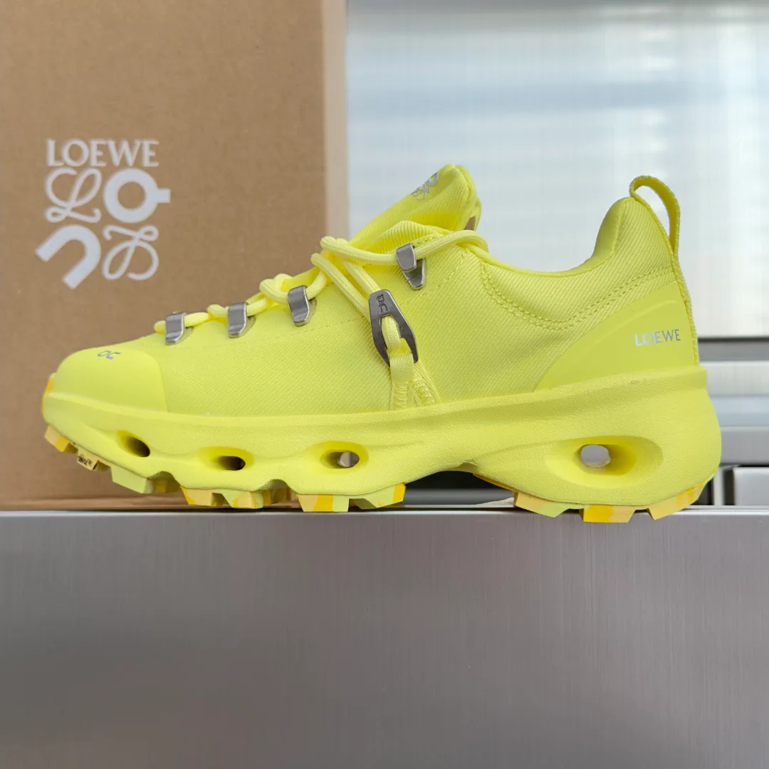 Women's Sneakers LOEWE 18311509