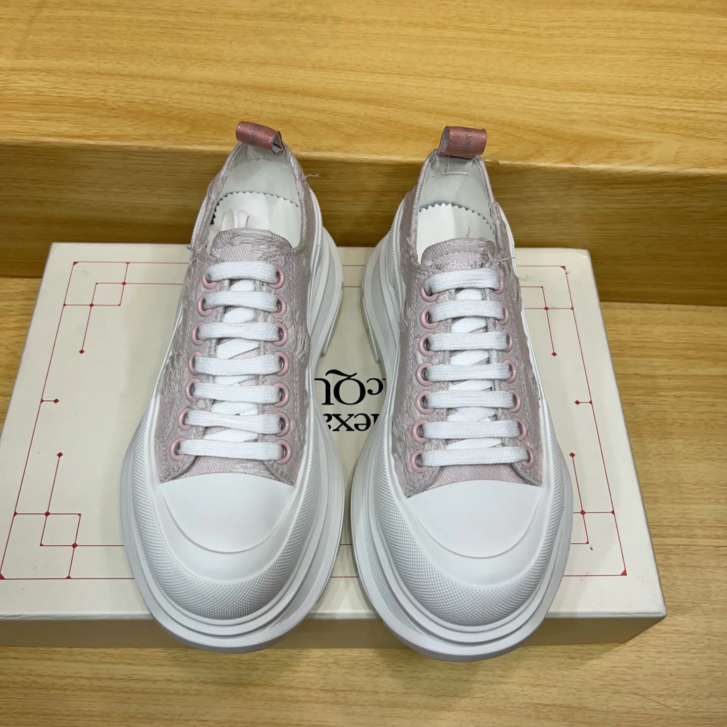 Women's Sneakers ALEXANDER MCQUEEN 17545162