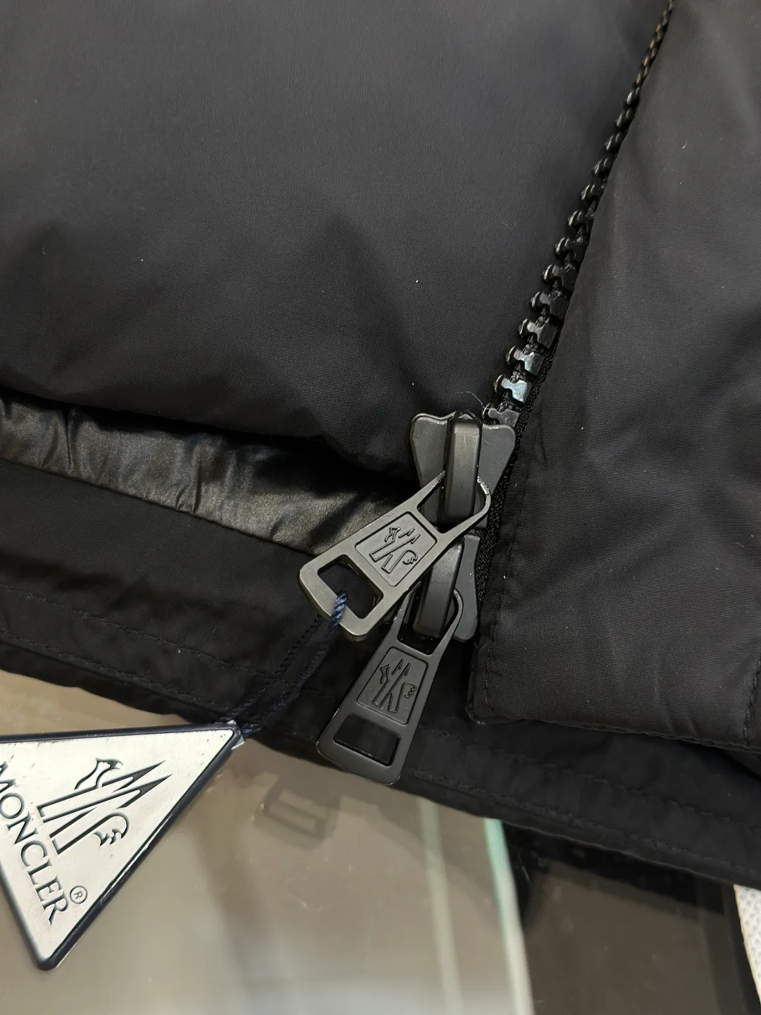 Men's Jackets And Down Jackets MONCLER 18461306