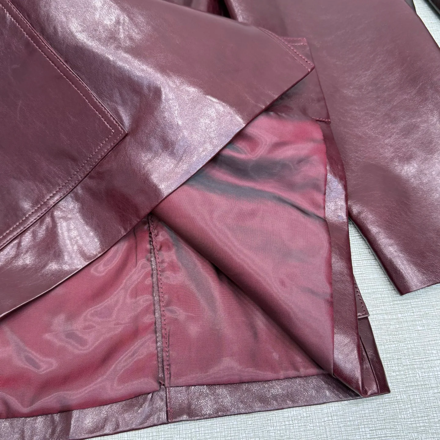 Women's Leather Jackets And Sheepskin Coats PRADA 18090503