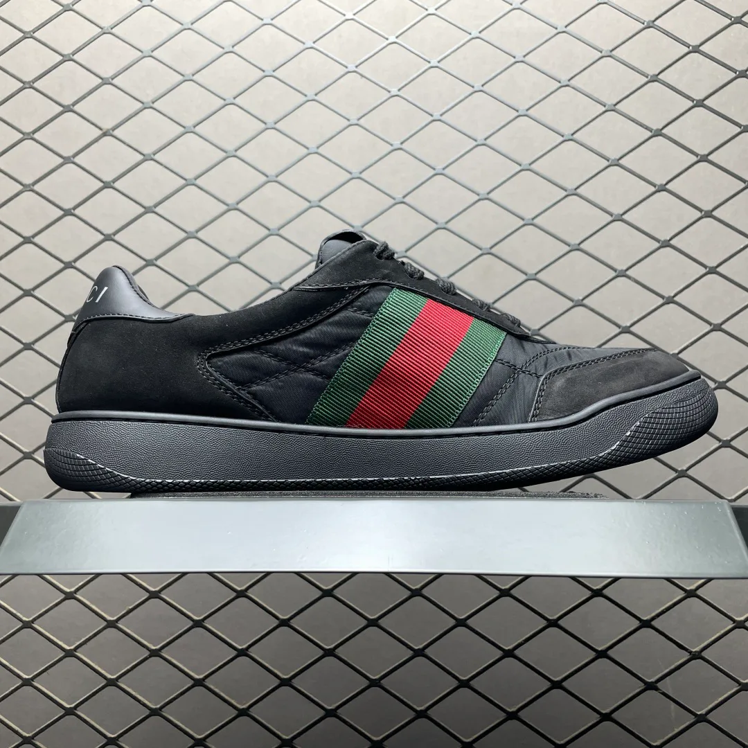 Women's Sneakers GUCCI 18301769