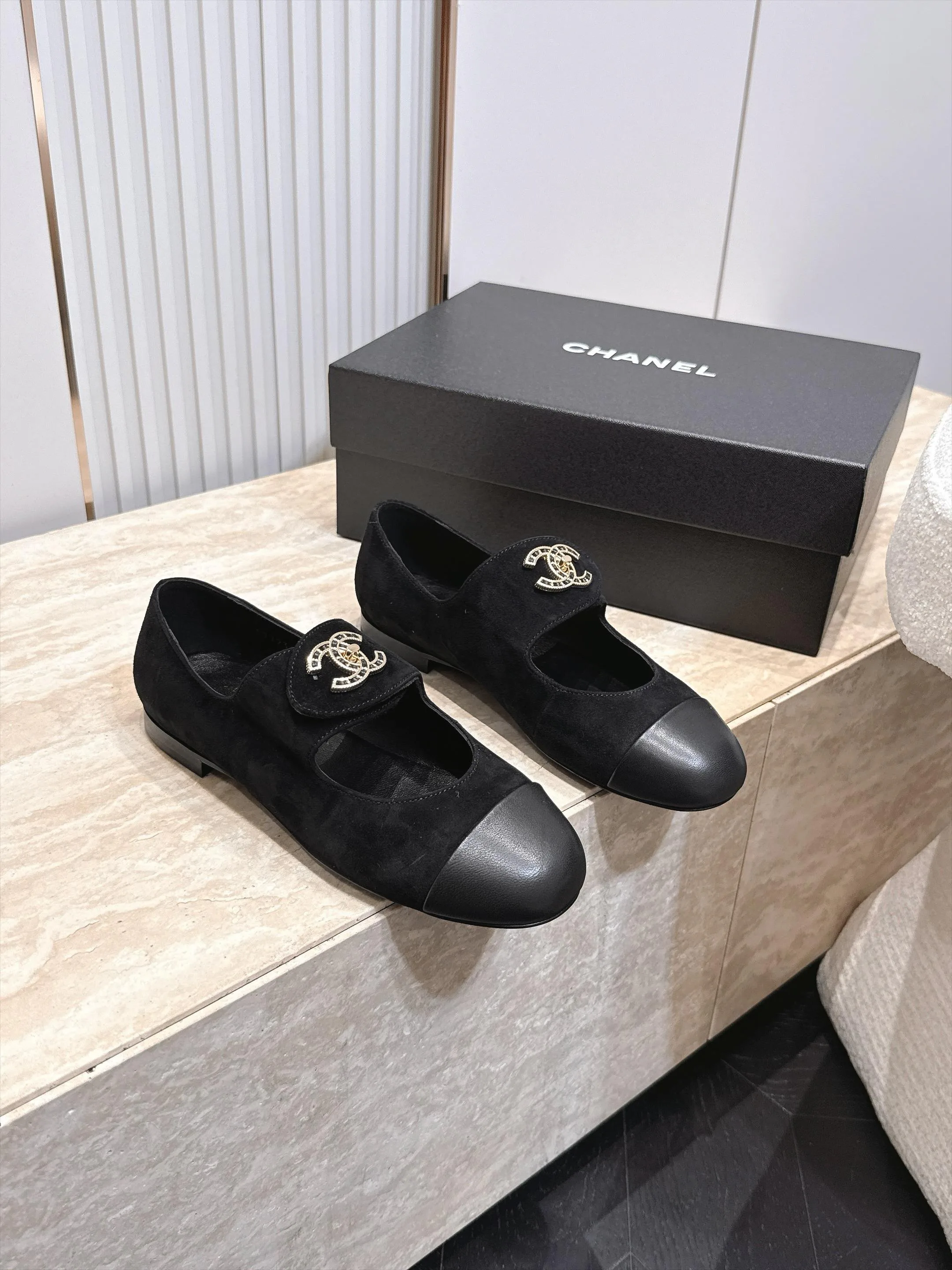 Women's Ballet Flats CHANEL 17968842
