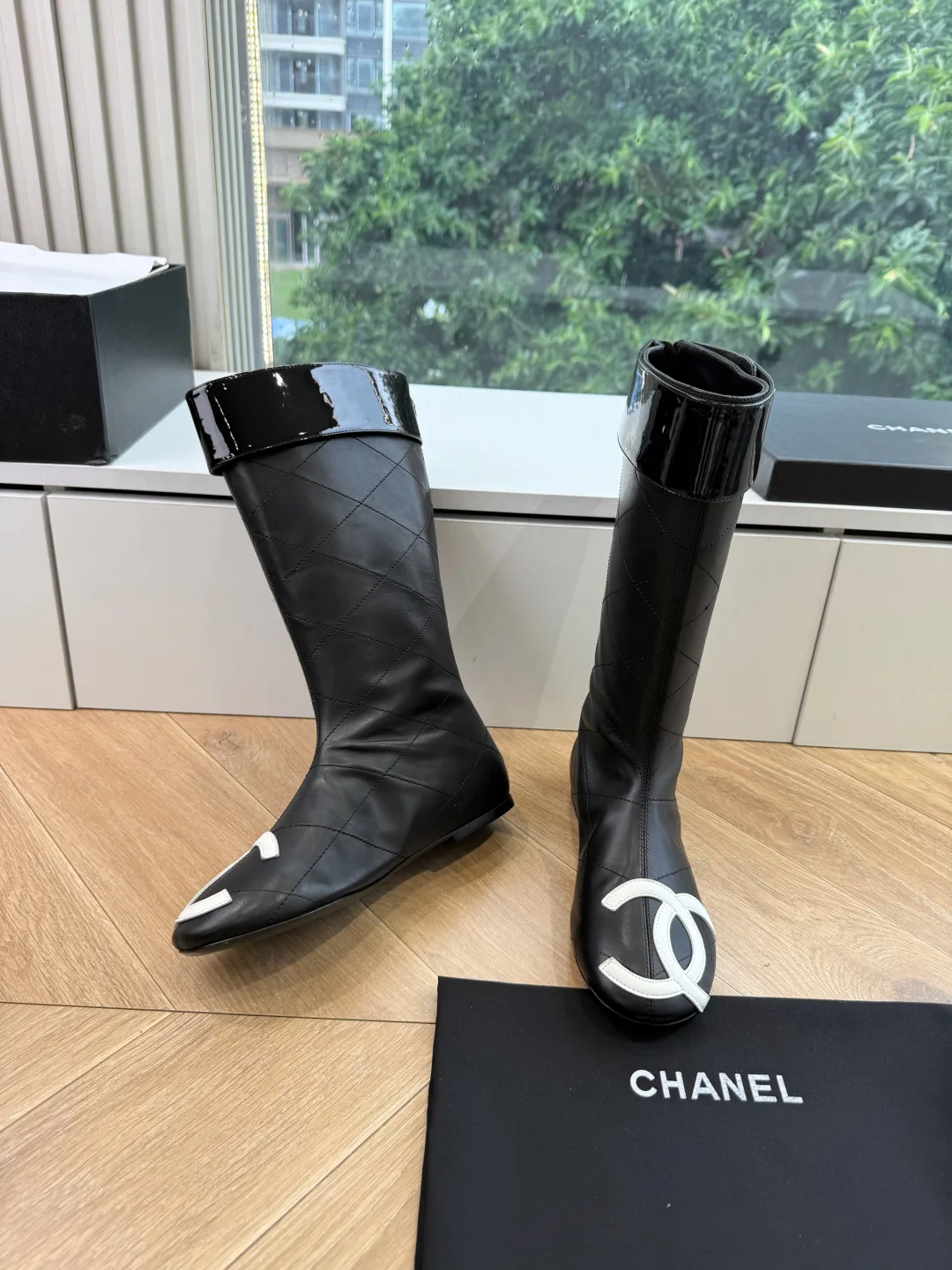 Women's Boots CHANEL 18053101