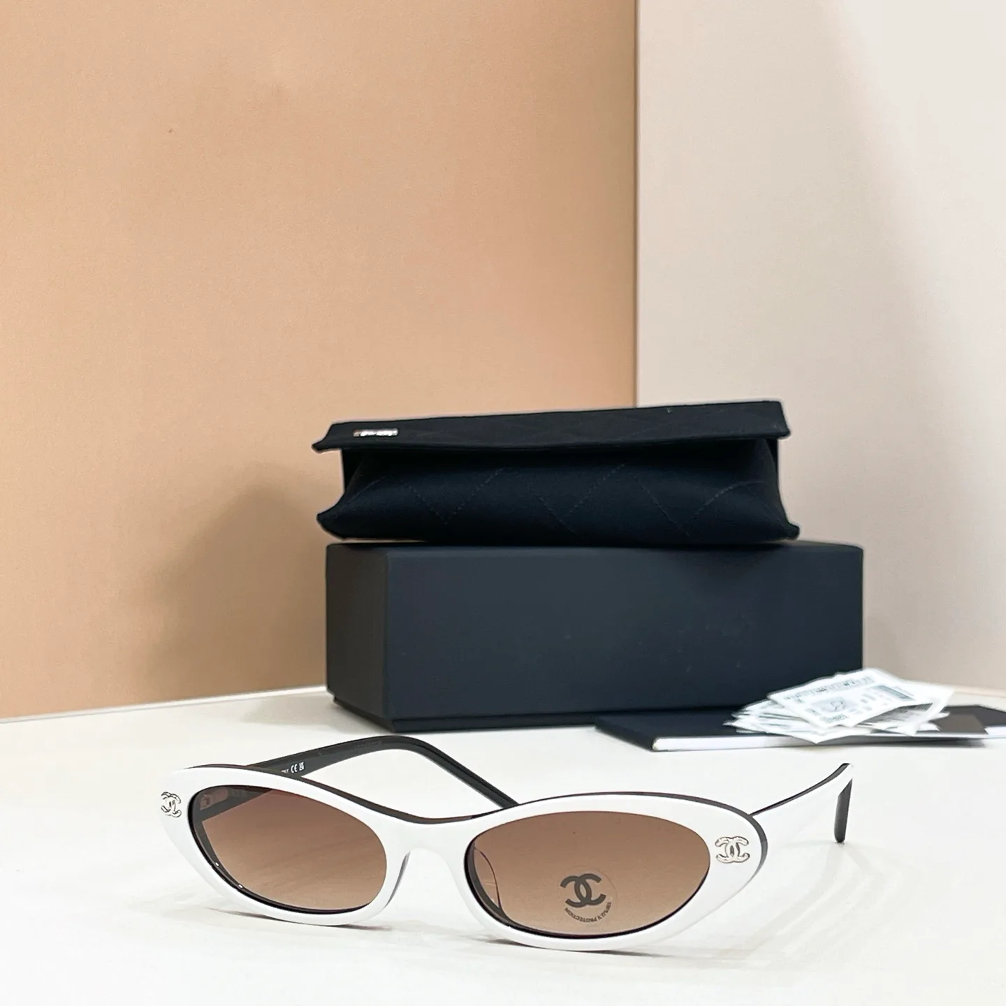 Glasses CHANEL 17992536