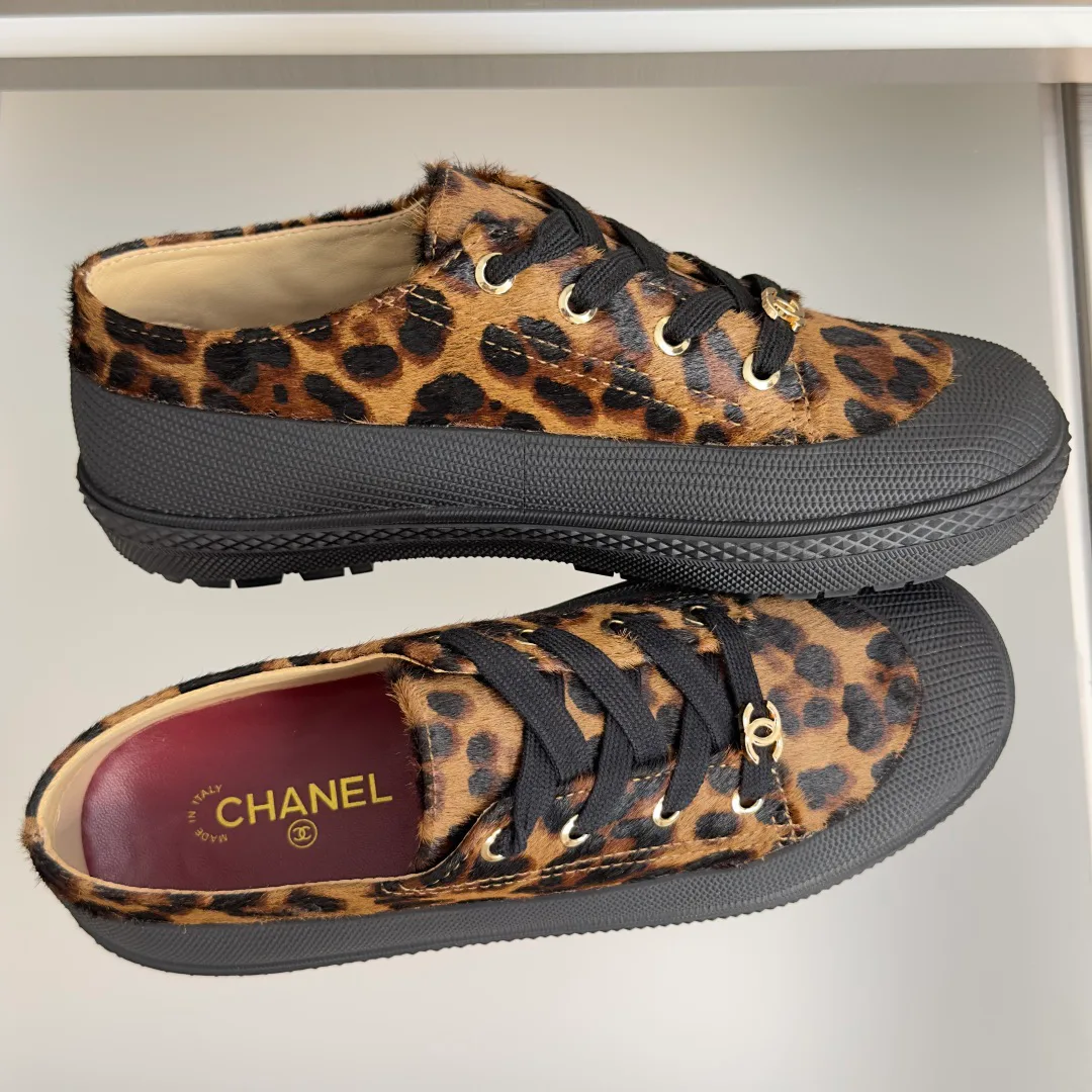 Women's Sneakers CHANEL 18092994