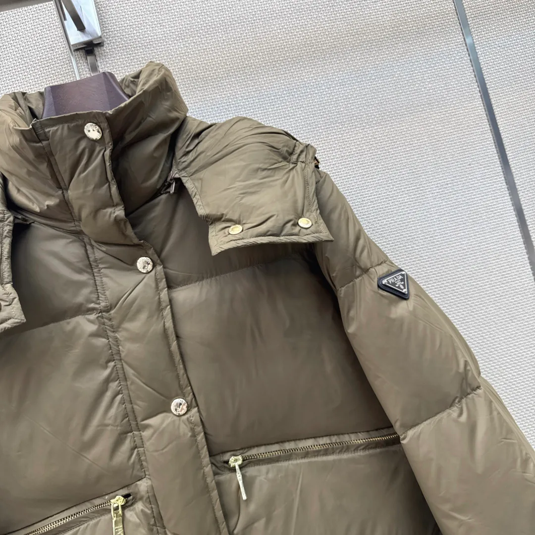 Women's Jackets And Down Jackets PRADA 18398213