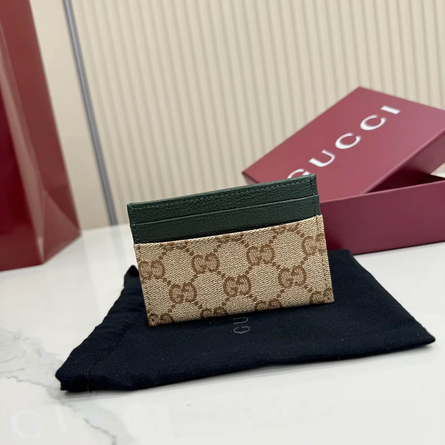 Women's Clutches GUCCI 17948286