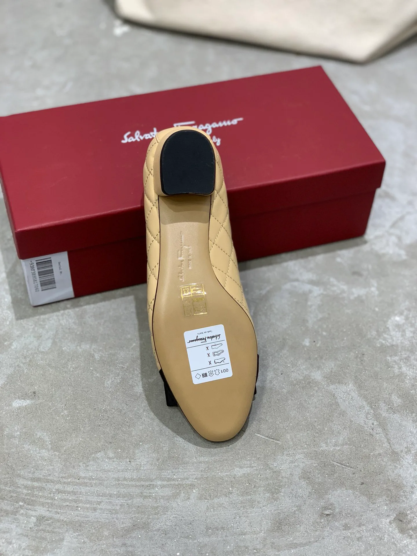 Women's Ballet Flats SALVATORE FERRAGAMO 17642549