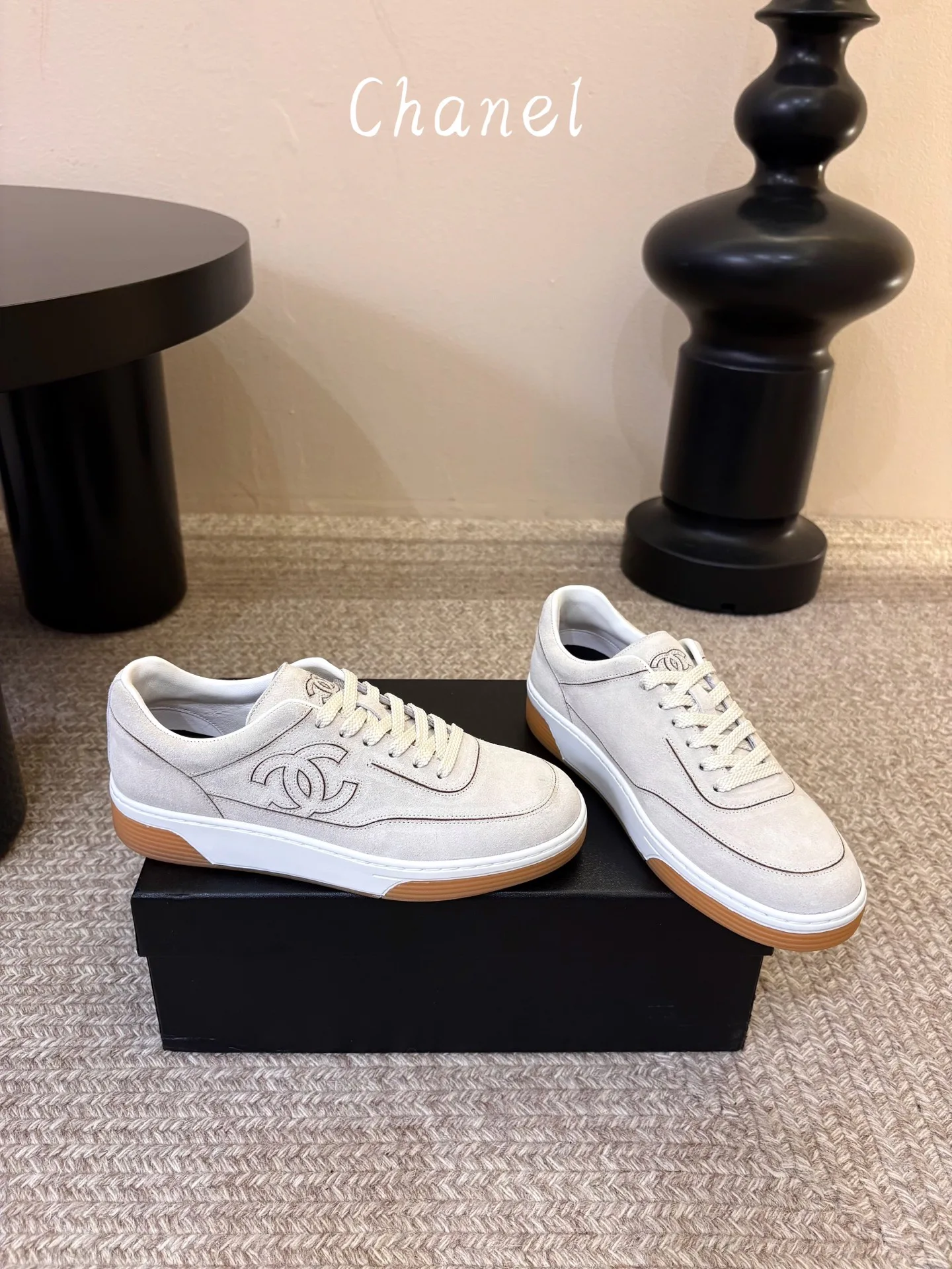 Women's Sneakers CHANEL 18241637