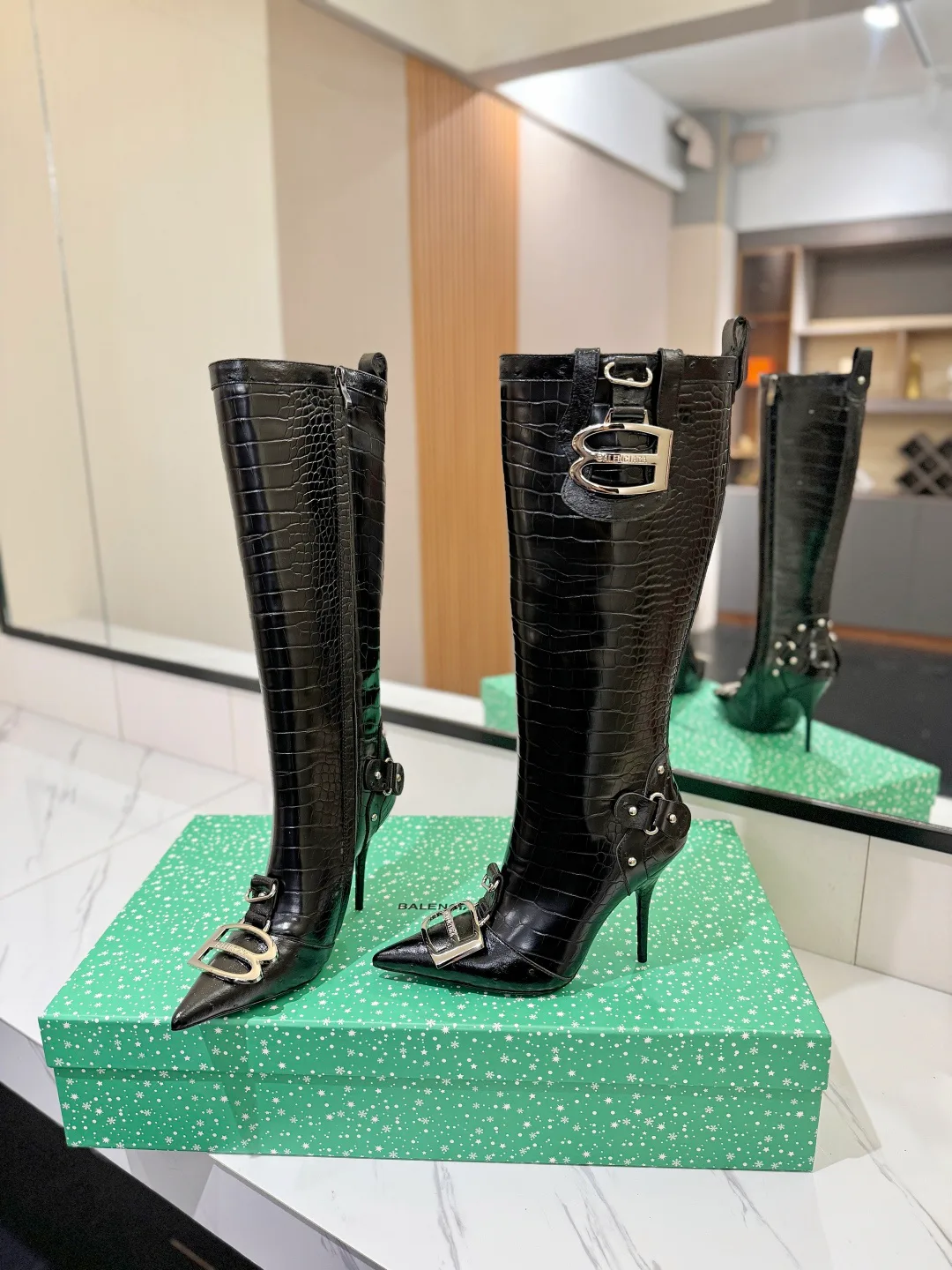 Women's Boots BALENCIAGA 18134863