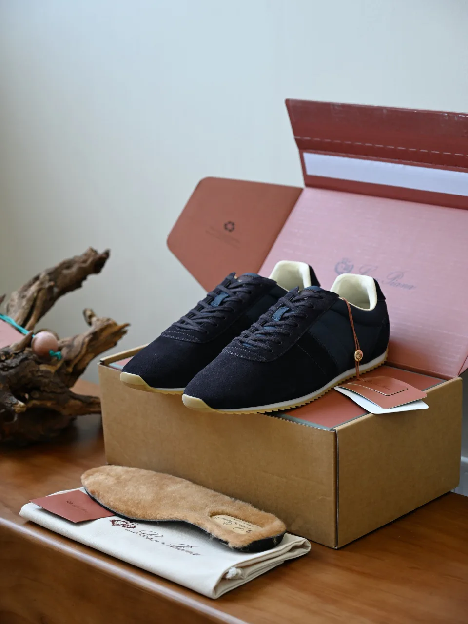 Men's Sneakers LORO PIANA 18382699