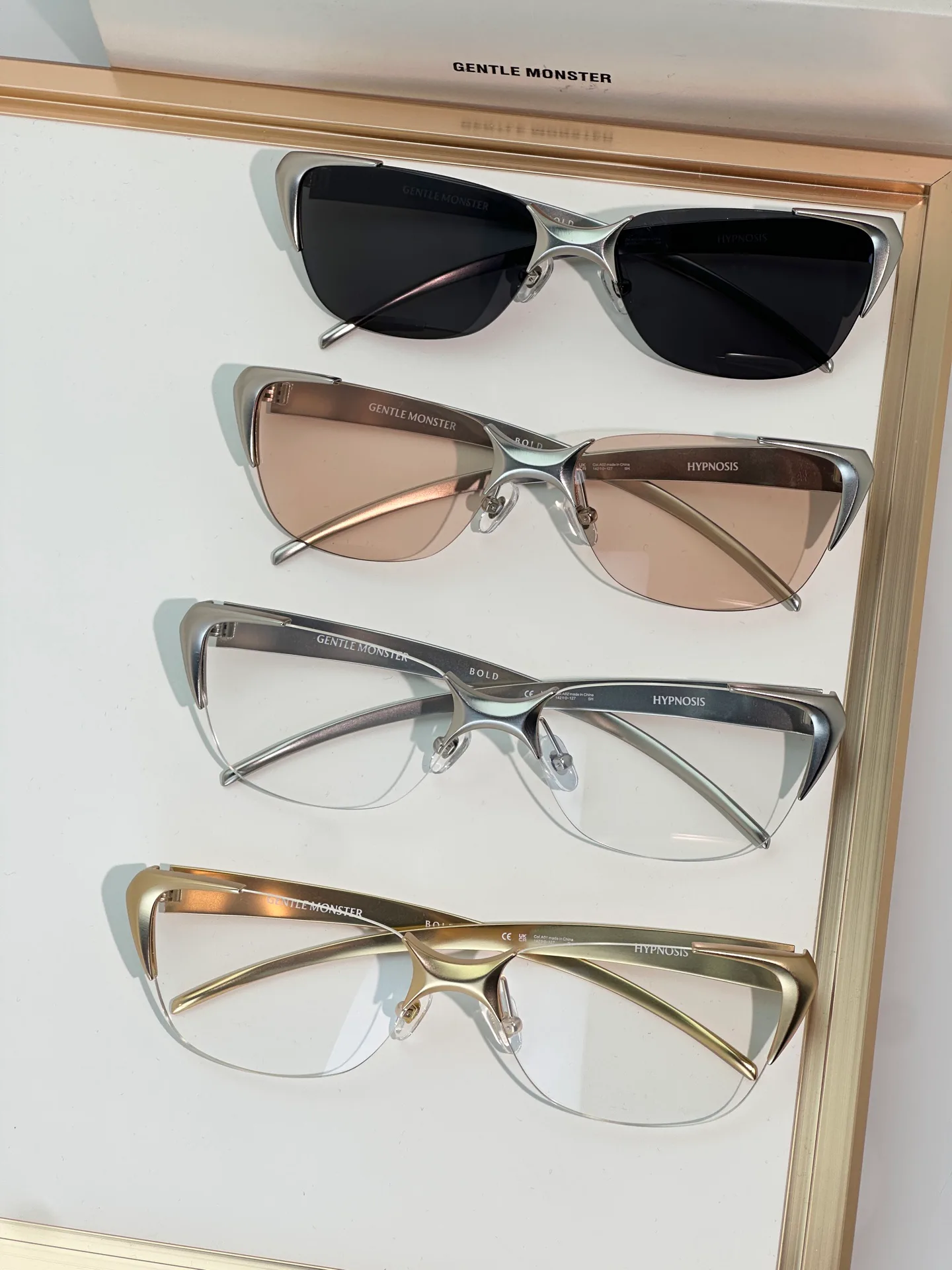 Glasses GENTLE MONSTER 18239213