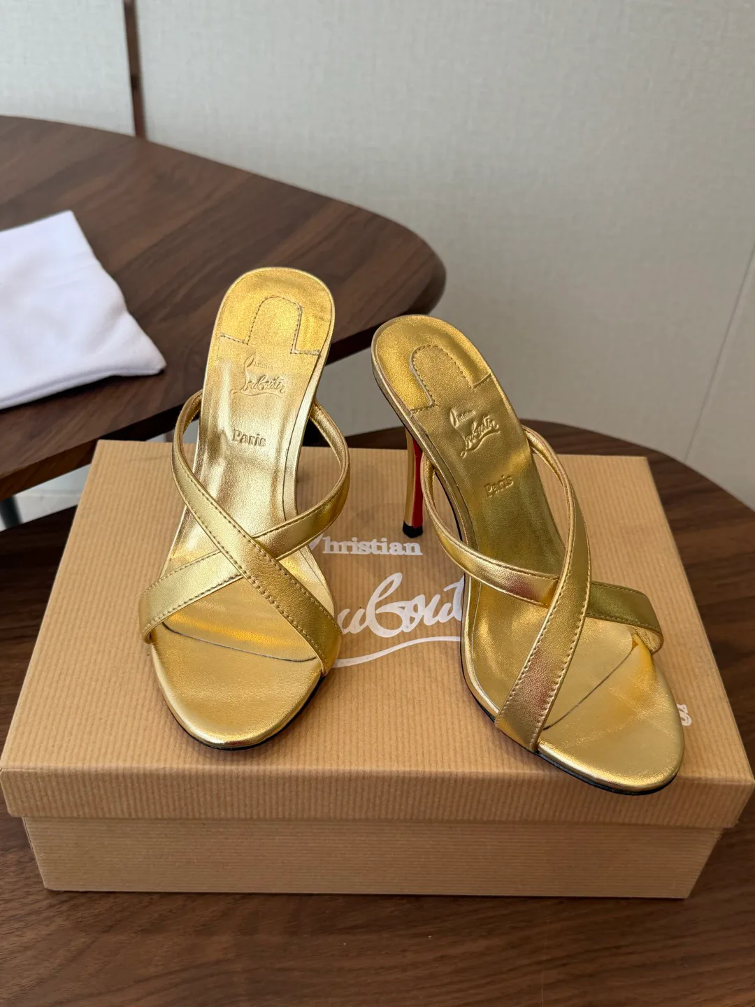 Women's Open-Toe Sandals CHRISTIAN LOUBOUTIN 18183088