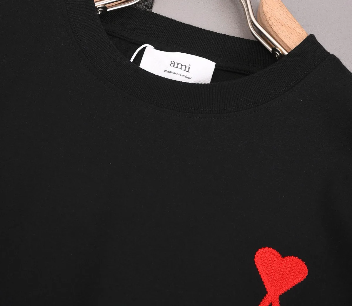 Women's T-Shirts AMI PARIS 18000534