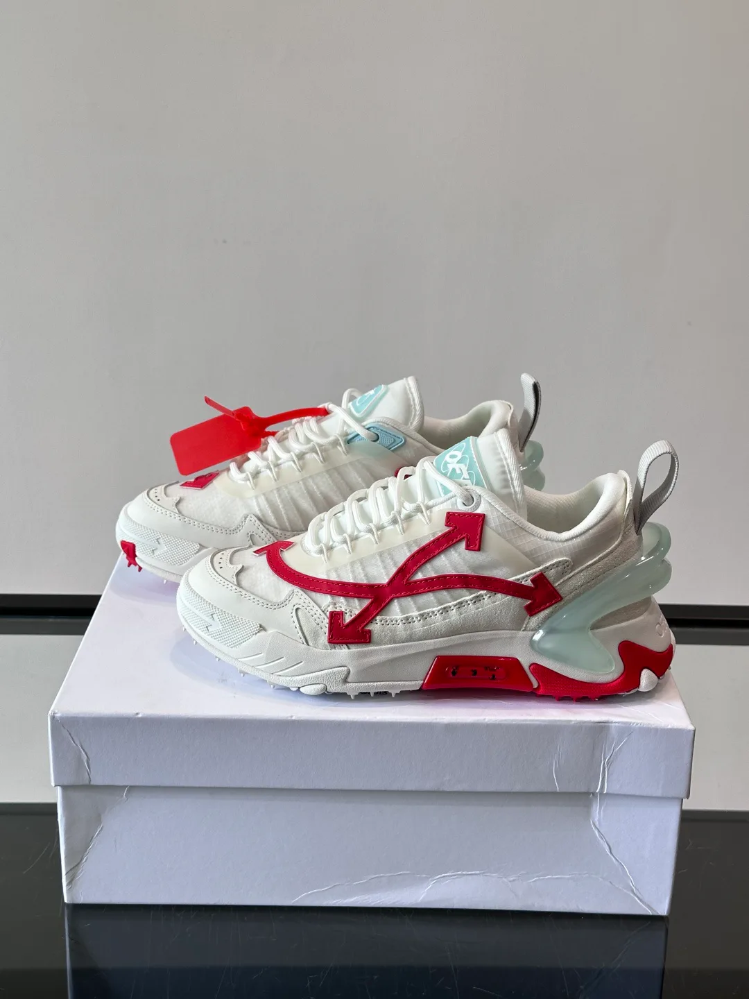 Women's Sneakers OFF-WHITE 17689327