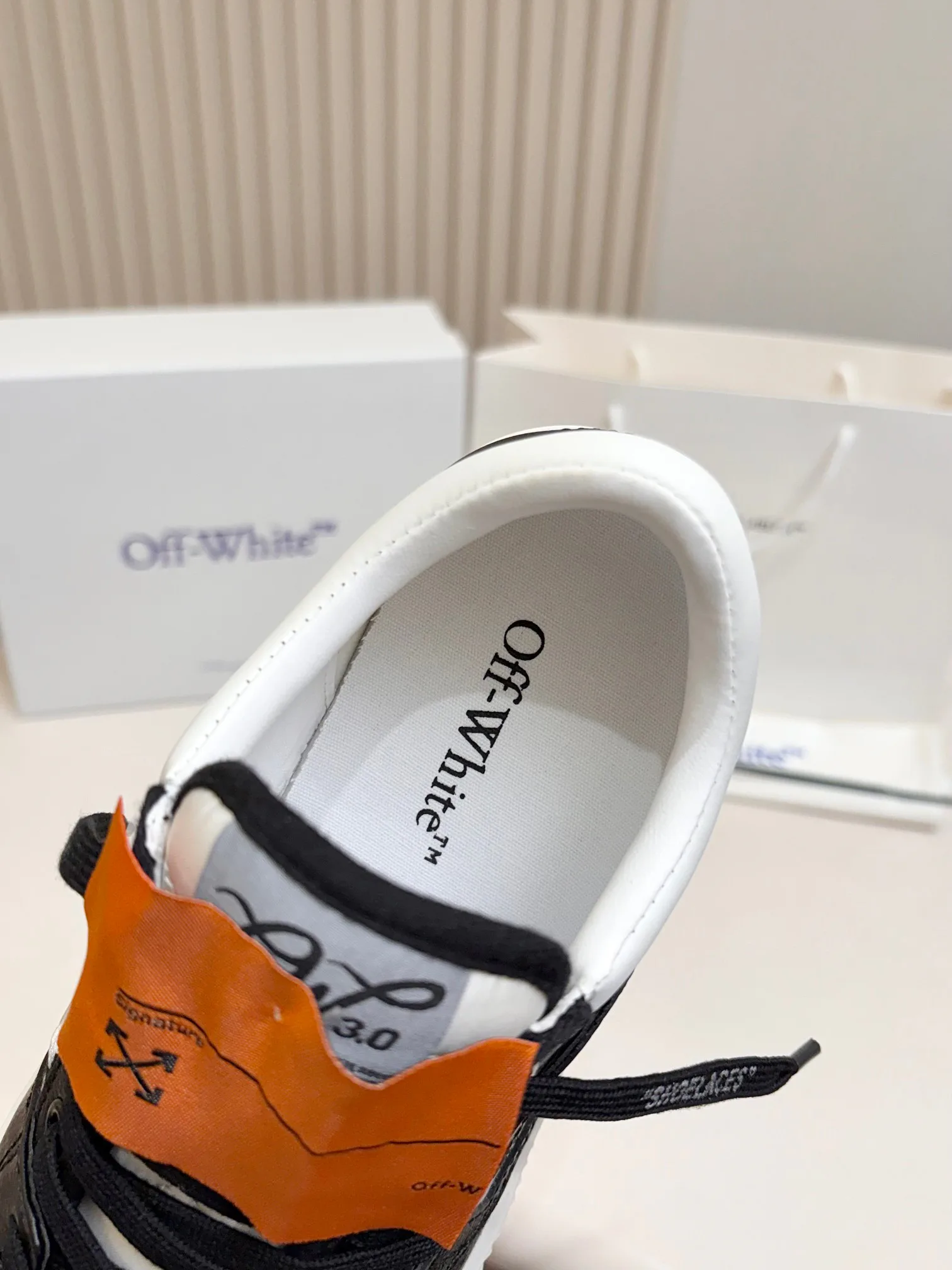 Women's Sneakers OFF-WHITE 18103210
