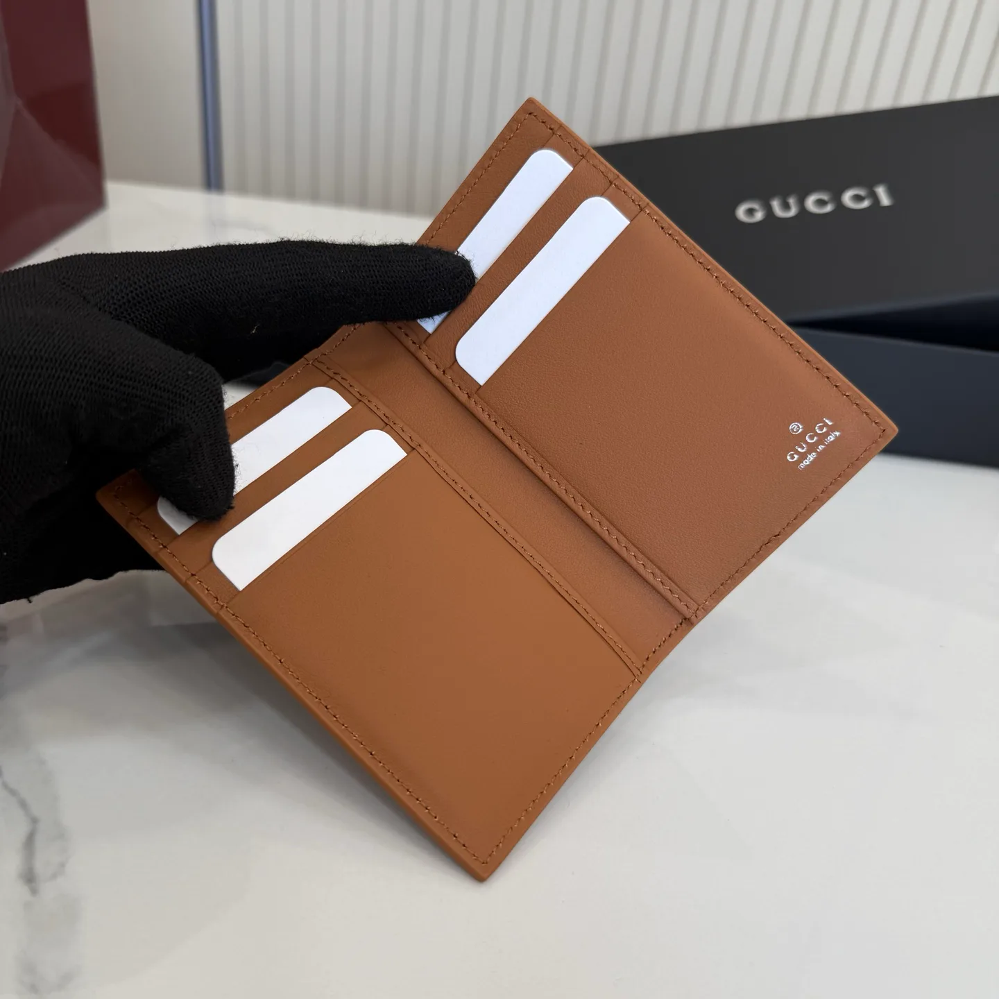 Women's Clutches GUCCI 17948260