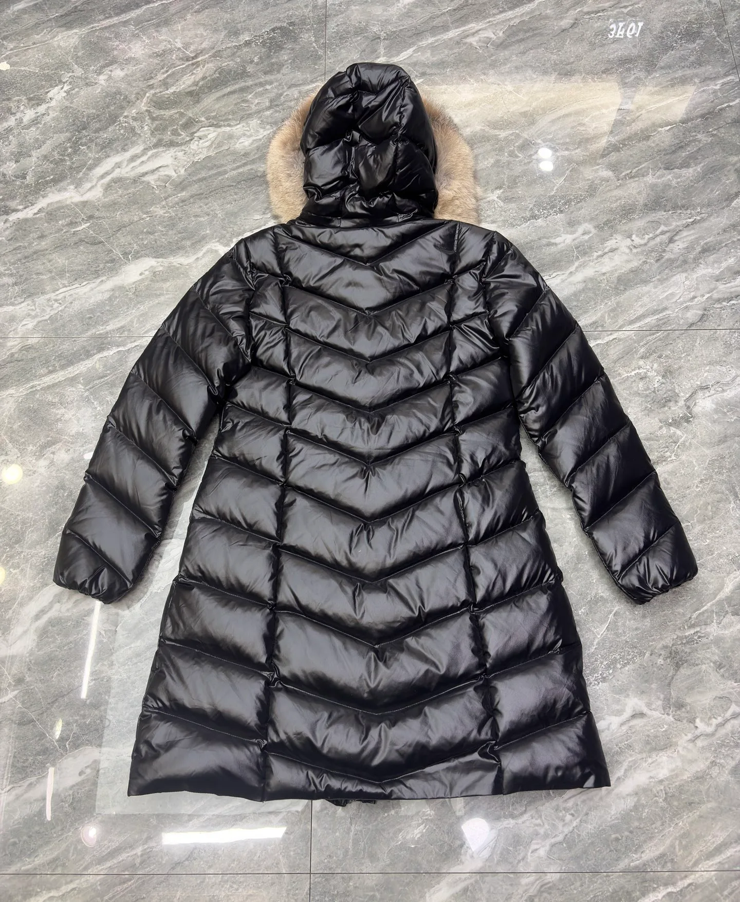 Women's Jackets And Down Jackets MONCLER 17801587