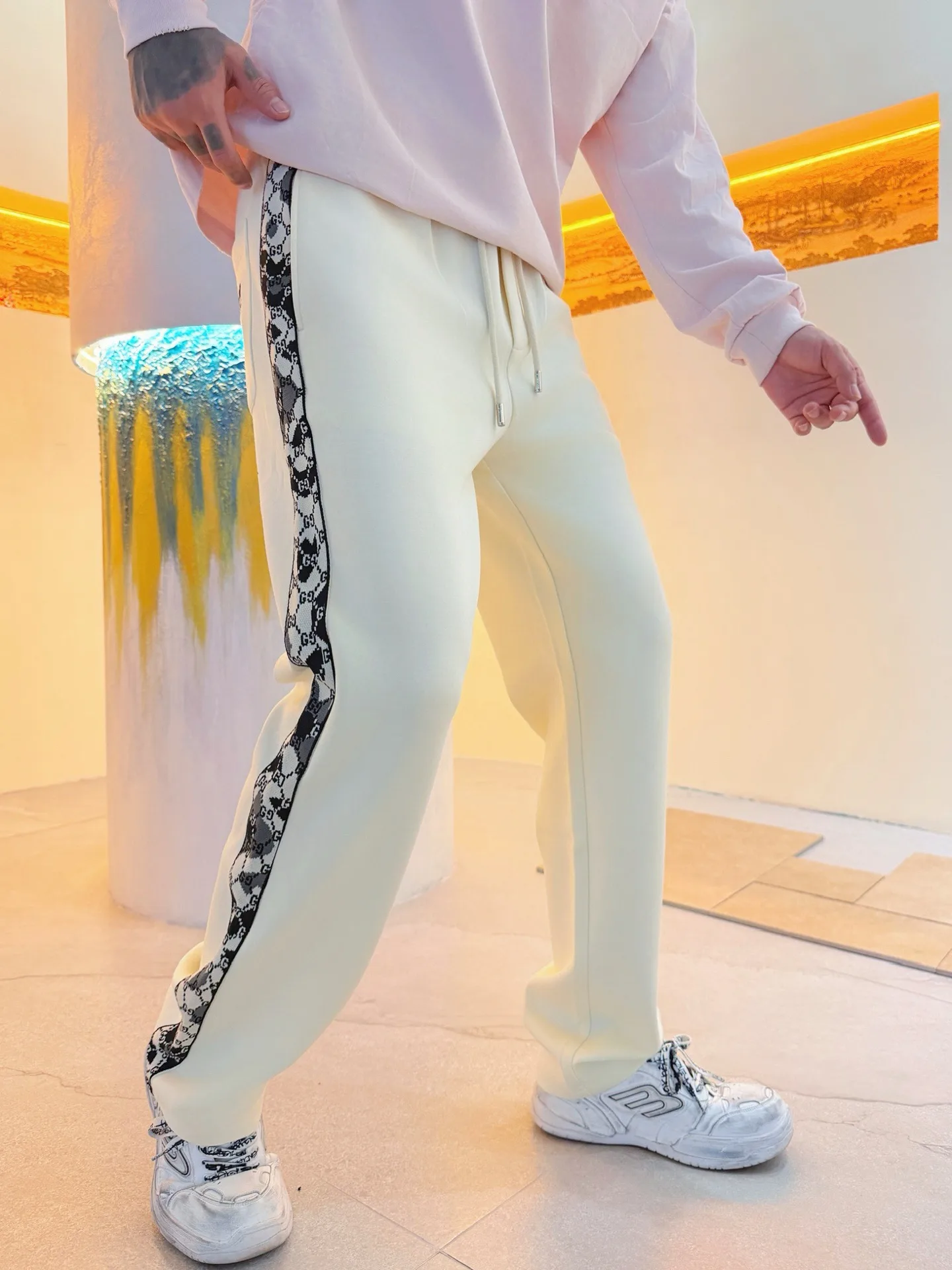 Men's Trousers GUCCI 18197180