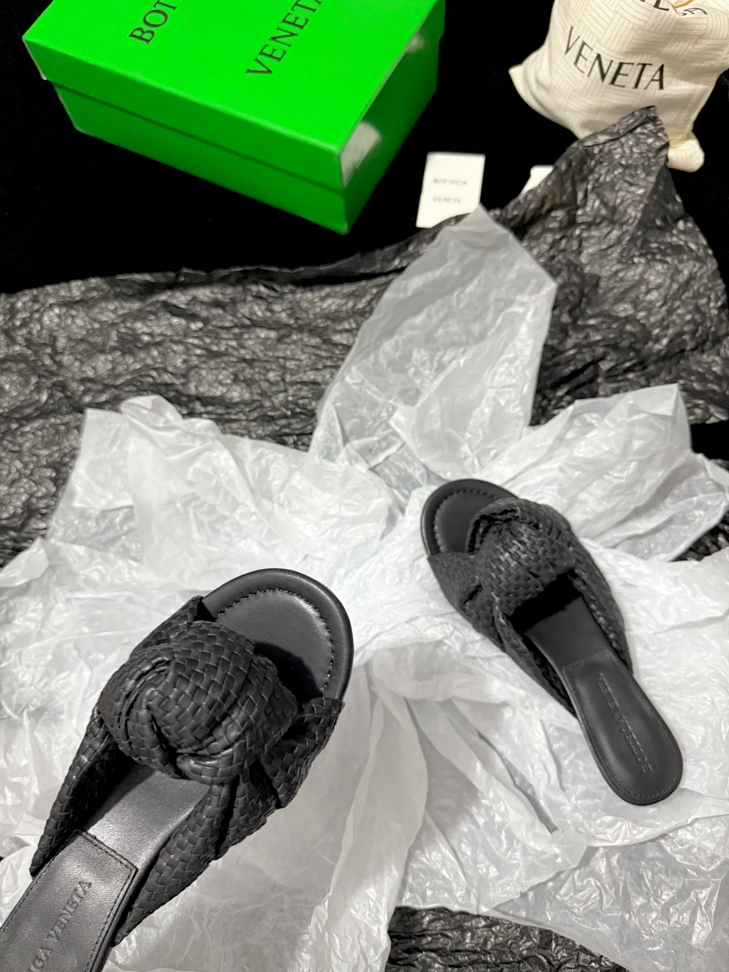 Women's Mules And Clogs BOTTEGA VENETA 18110651
