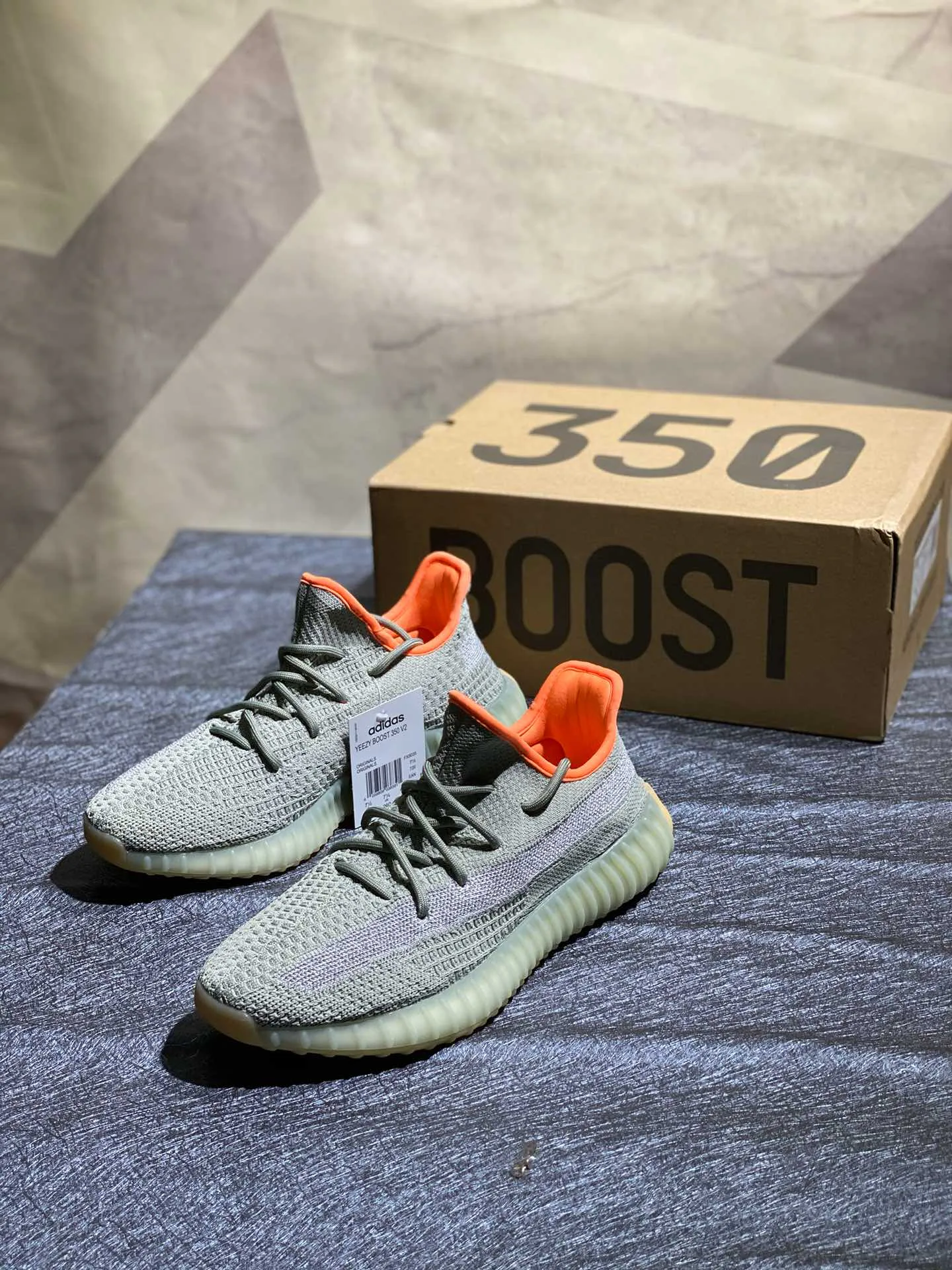 Women's Sneakers YEEZY 17326259