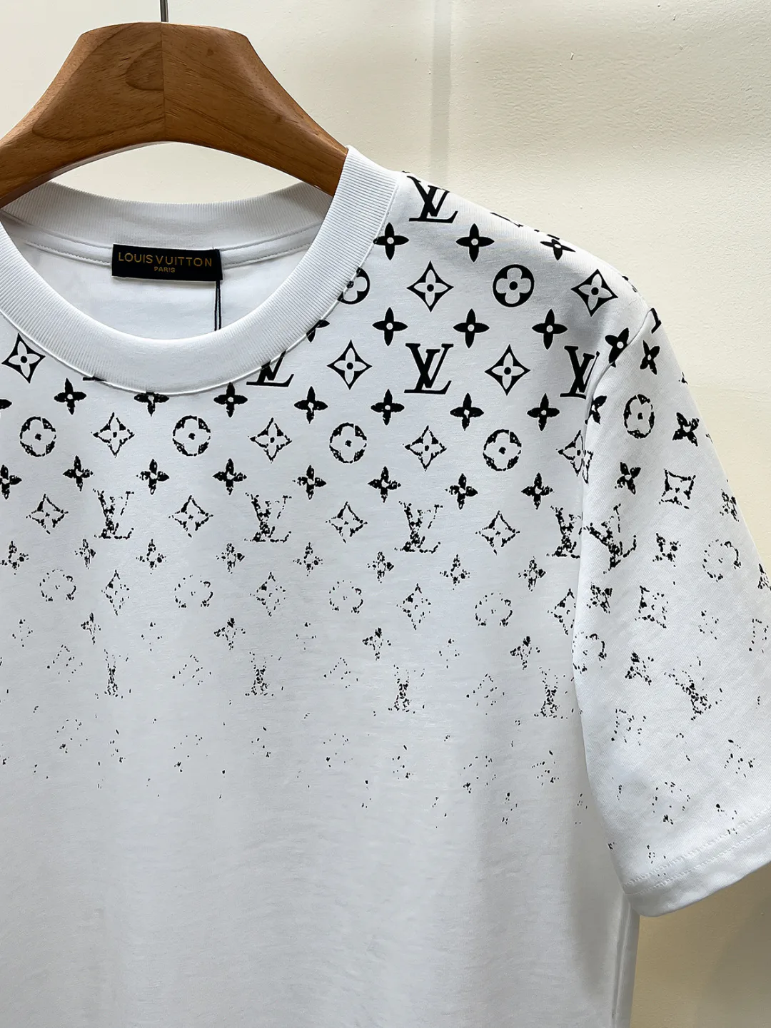 Men's T-Shirts LOUIS VUITTON 18499289