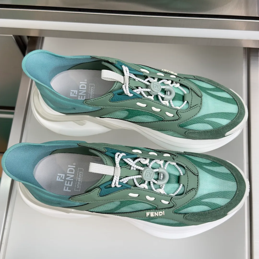 Women's Sneakers FENDI 17950691