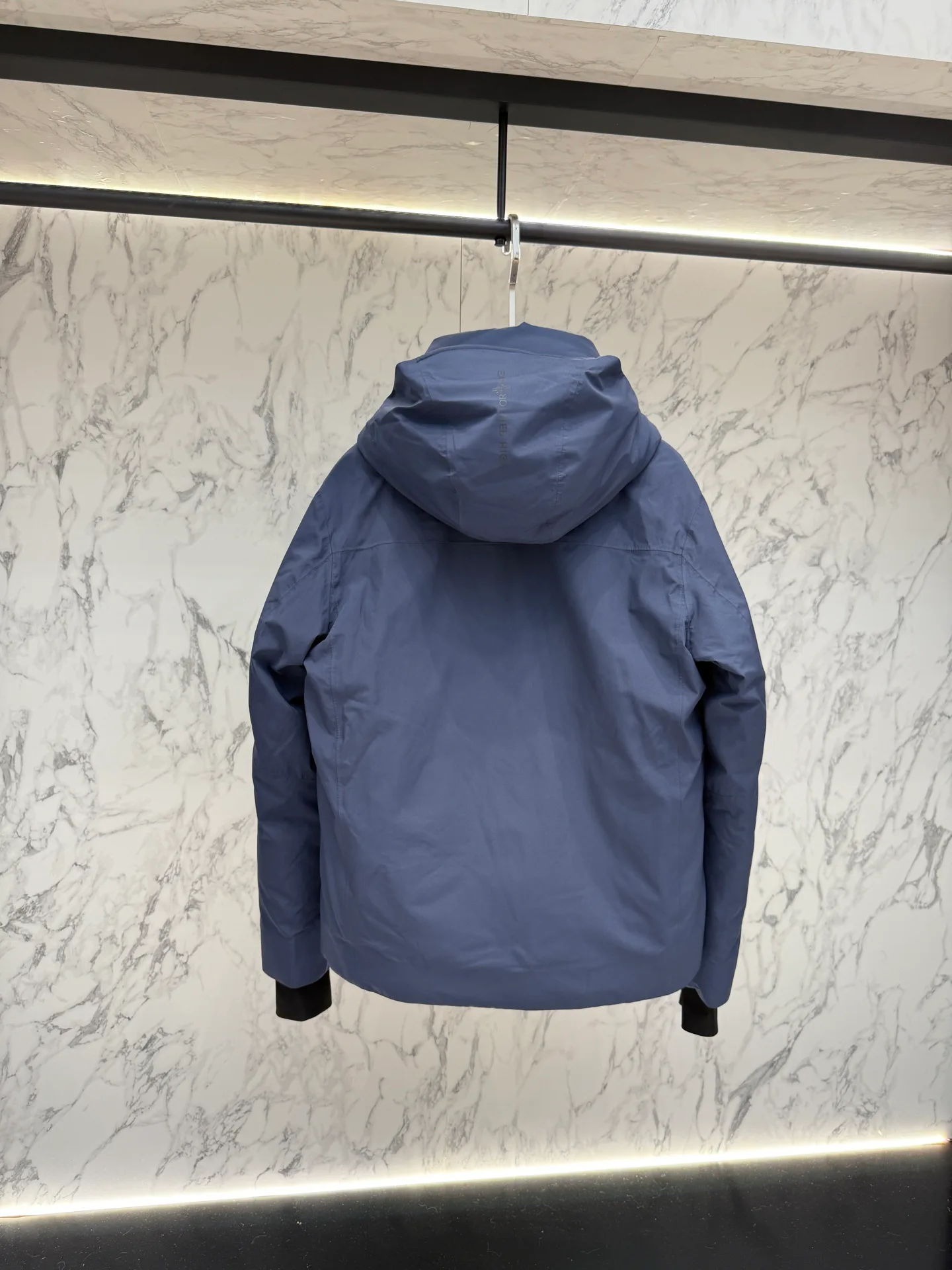 Men's Jackets And Down Jackets MONCLER 18279256