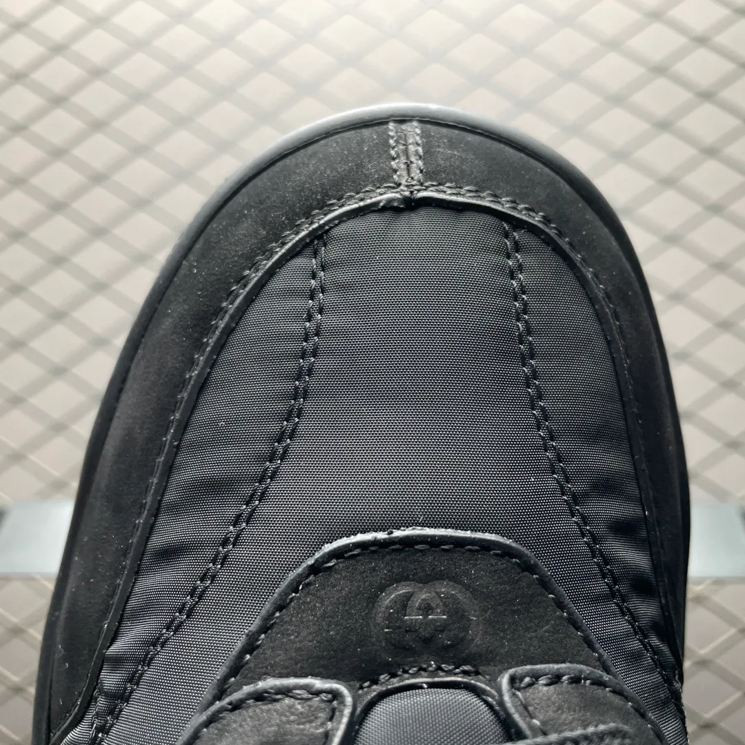 Women's Sneakers GUCCI 18301769