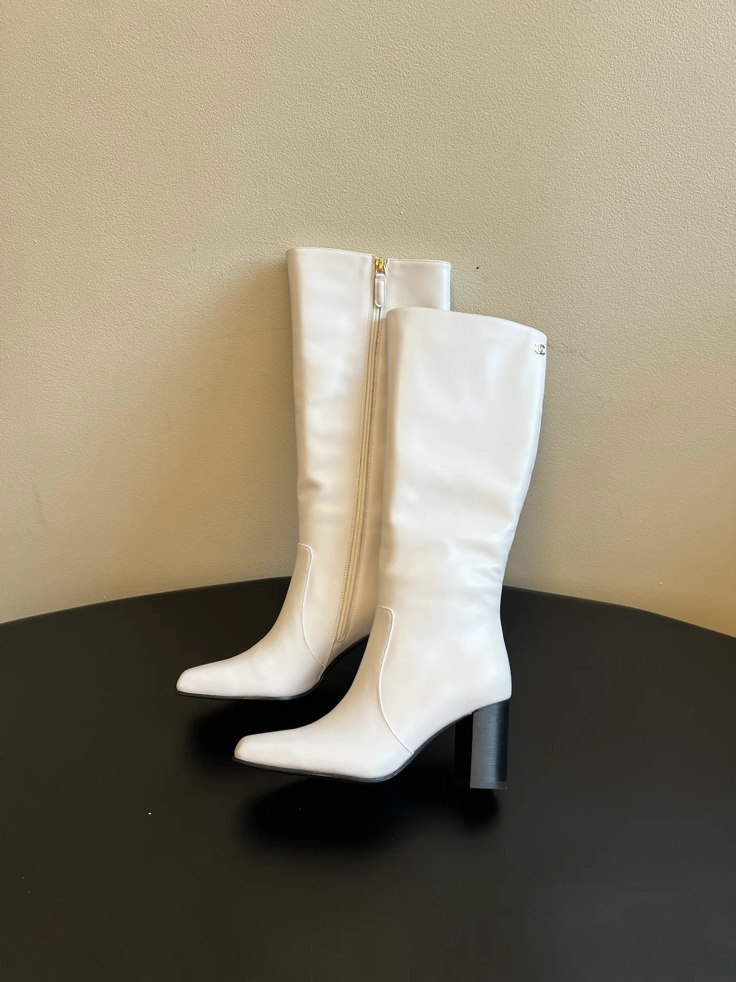 Women's Boots CHANEL 18137182
