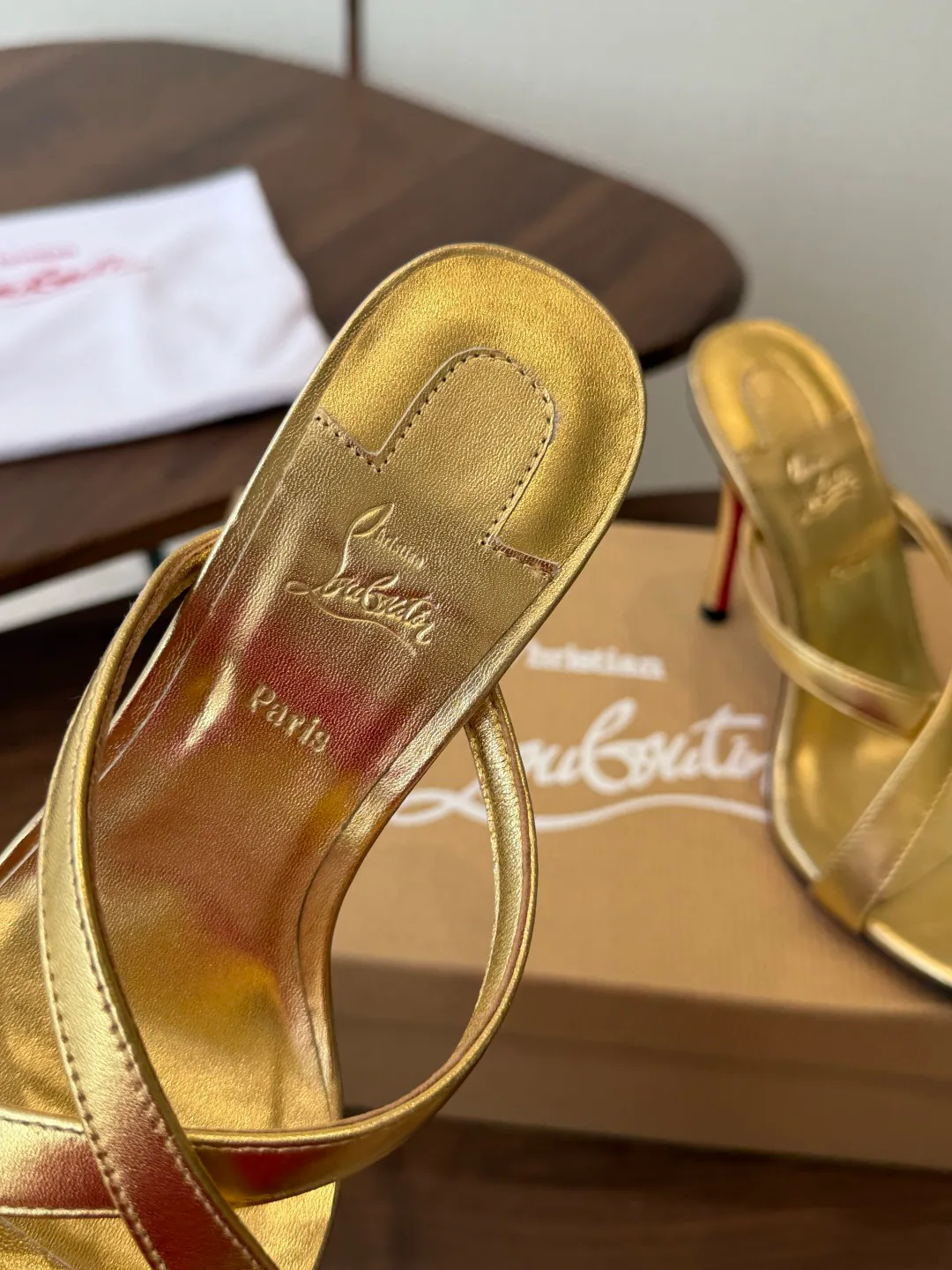 Women's Open-Toe Sandals CHRISTIAN LOUBOUTIN 18183088