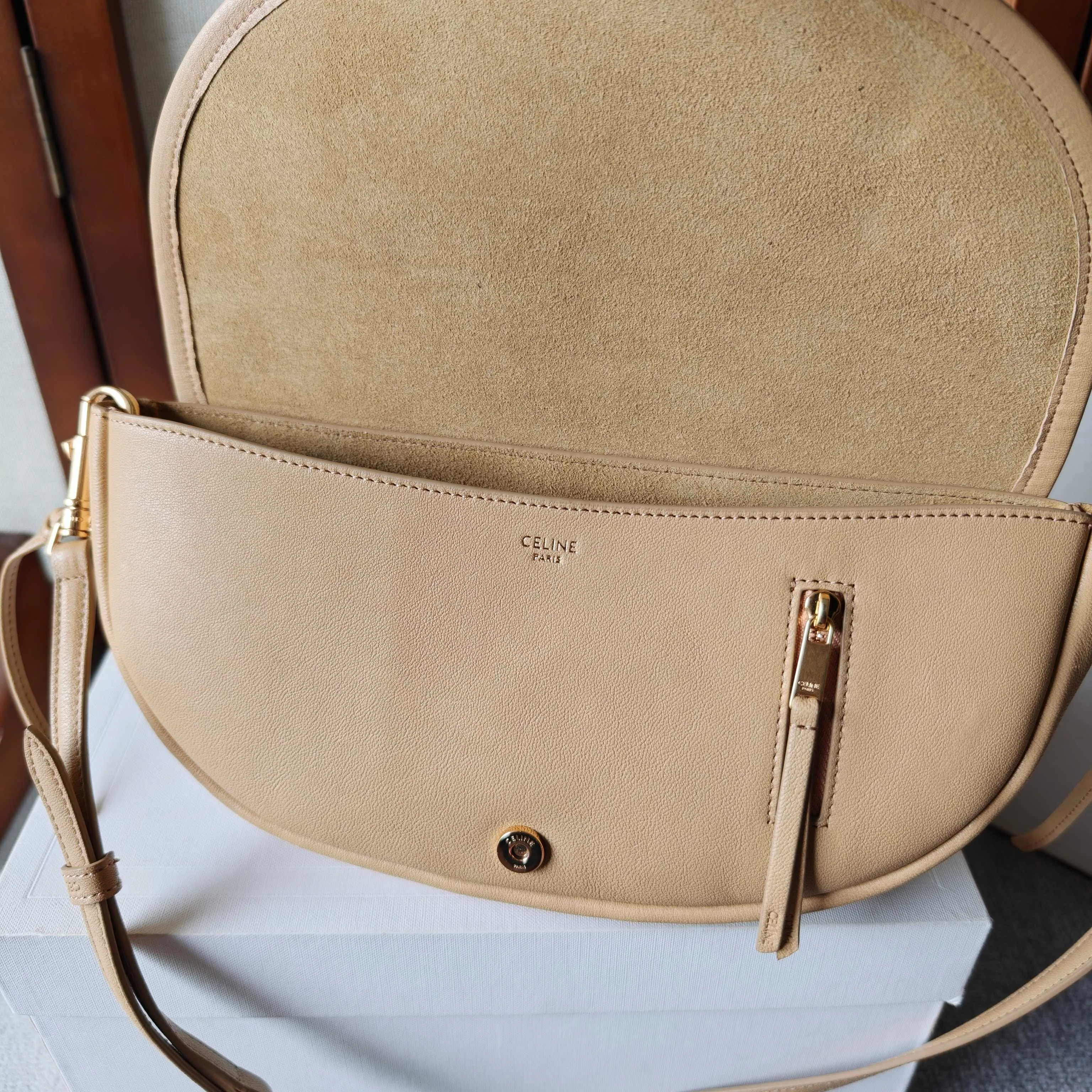 Women's Classic Handbags CELINE 16869088