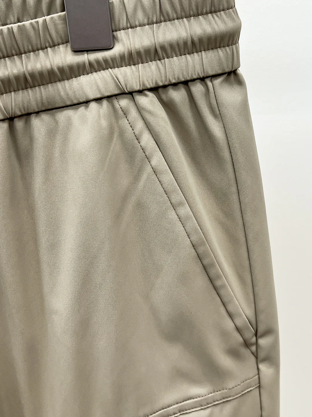 Men's Trousers LOUIS VUITTON 18499206