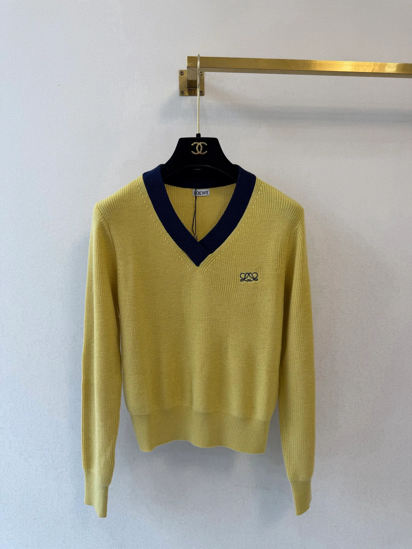 Women's Jumpers And Sweaters LOEWE 19557682