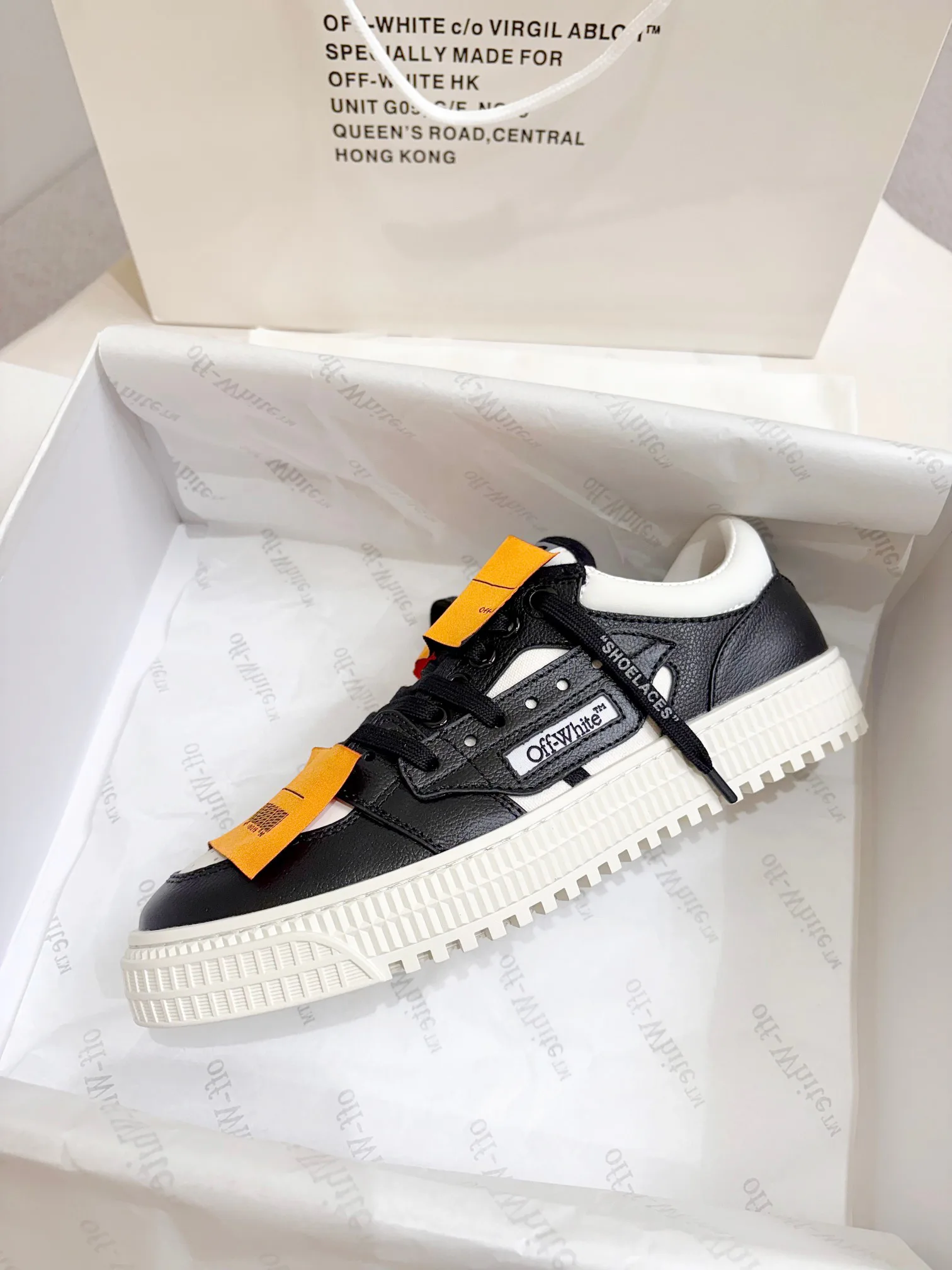 Women's Sneakers OFF-WHITE 18103210