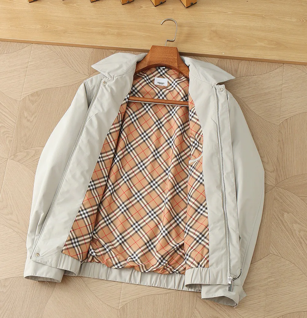 Men's Jackets And Down Jackets BURBERRY 18157235