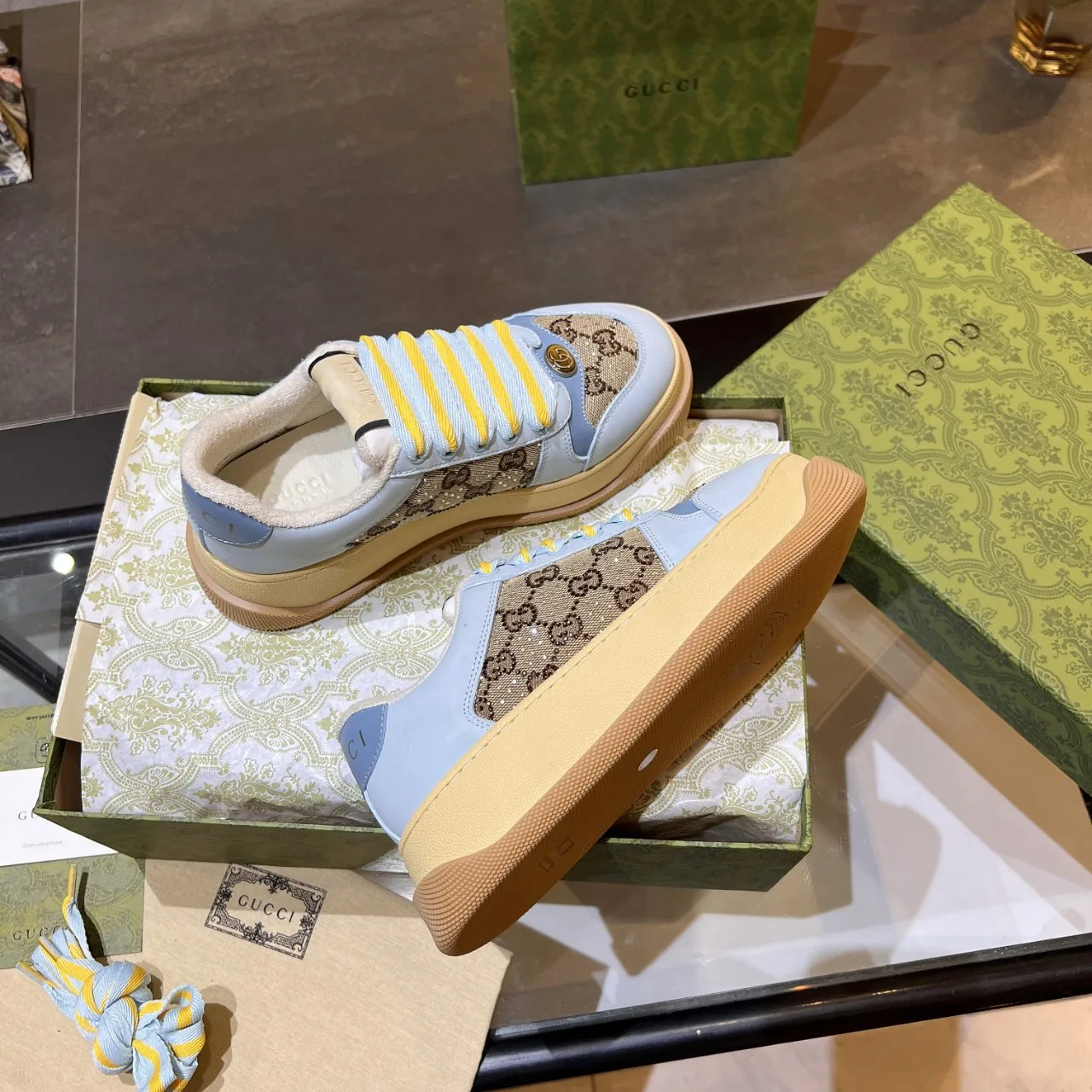 Women's Sneakers GUCCI 17955443