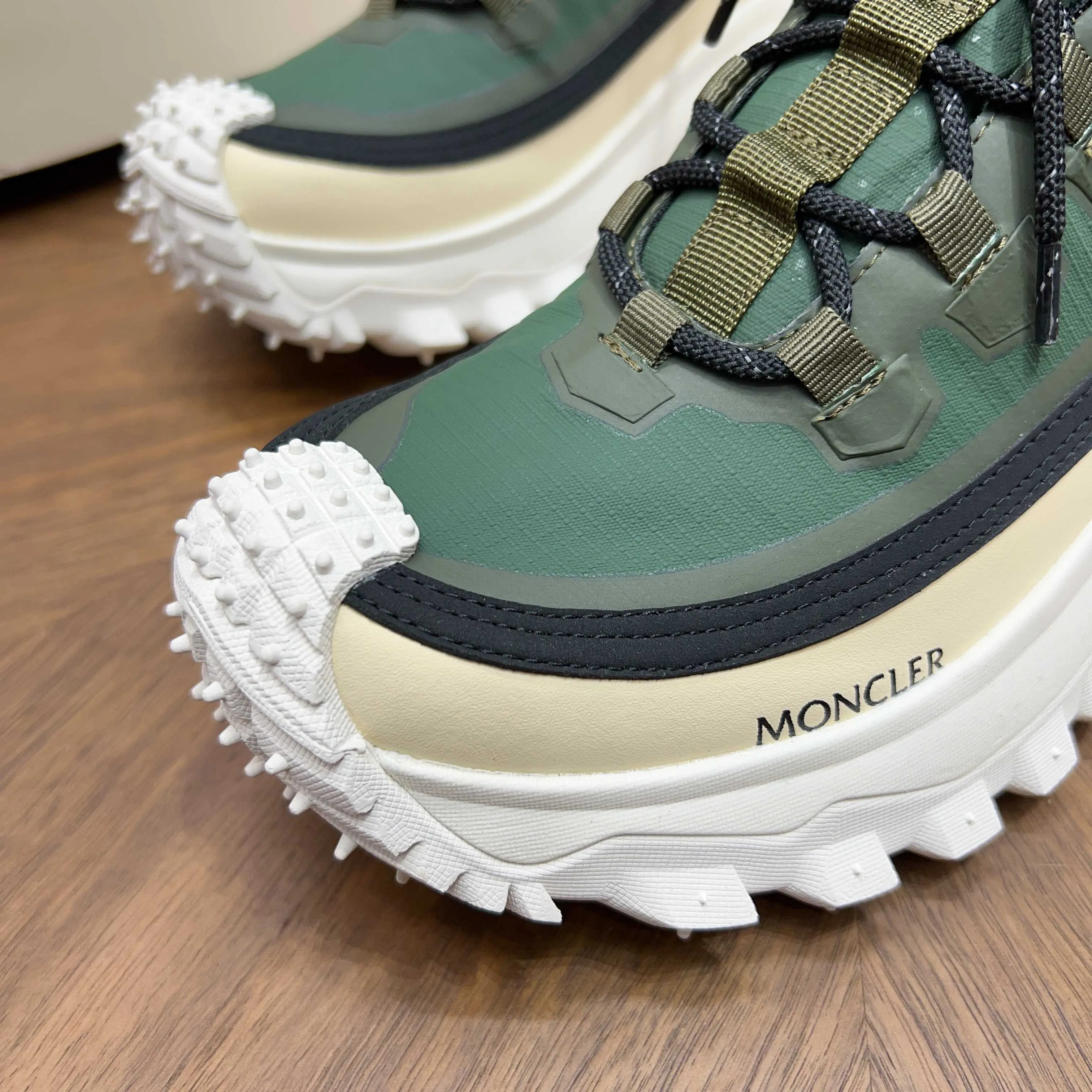 Men's Sneakers MONCLER 18116760